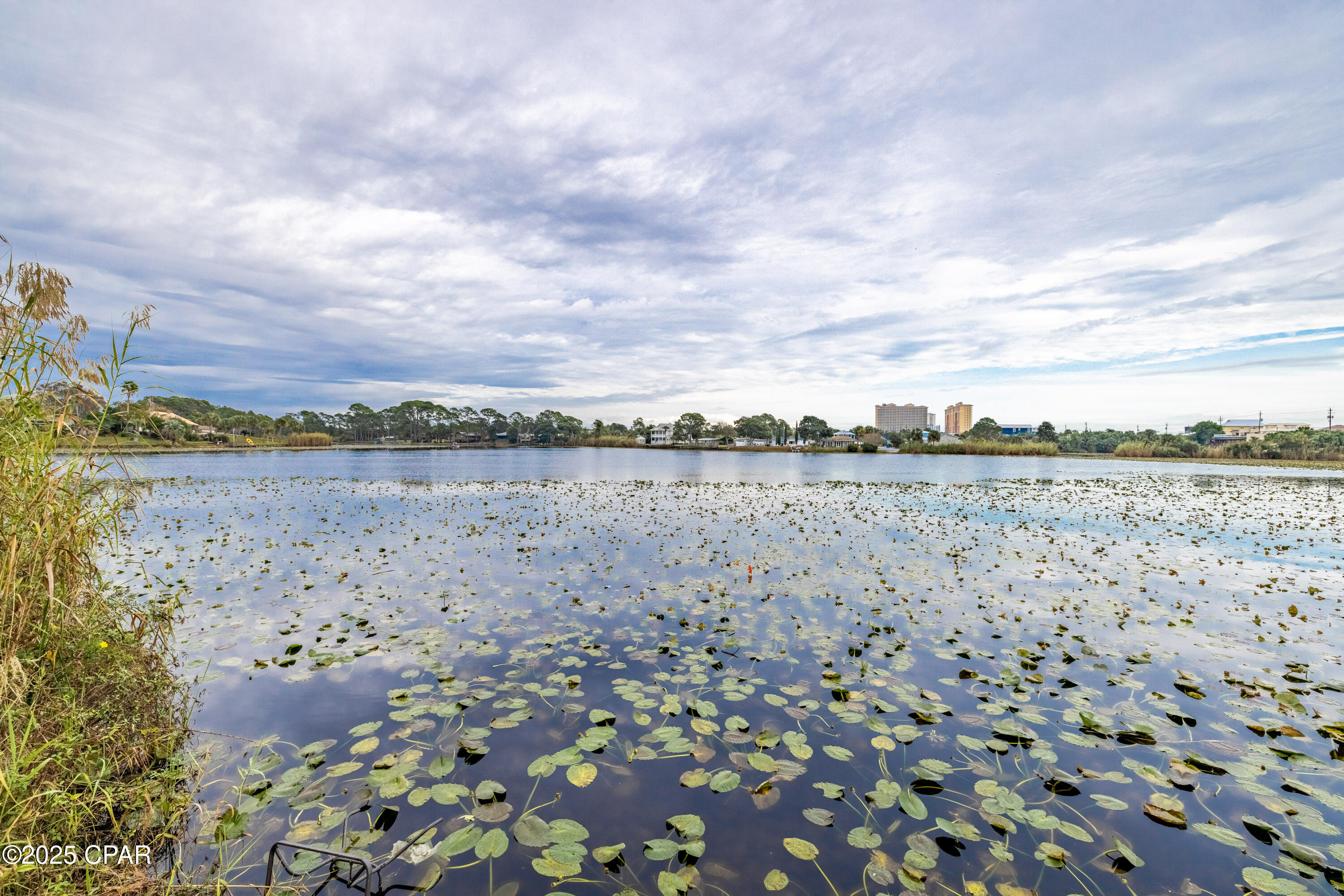 Image 22 For 301 Lullwater Drive 279