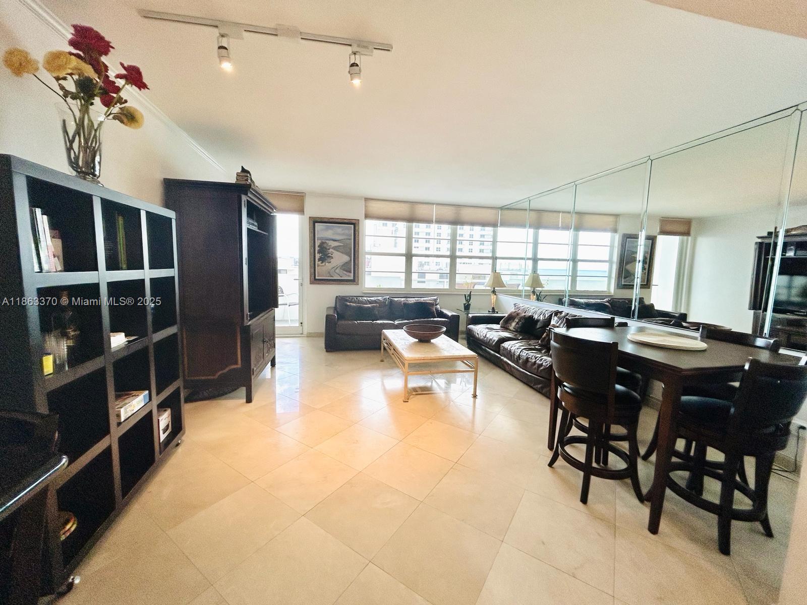 Condo for Sale in Miami Beach, FL