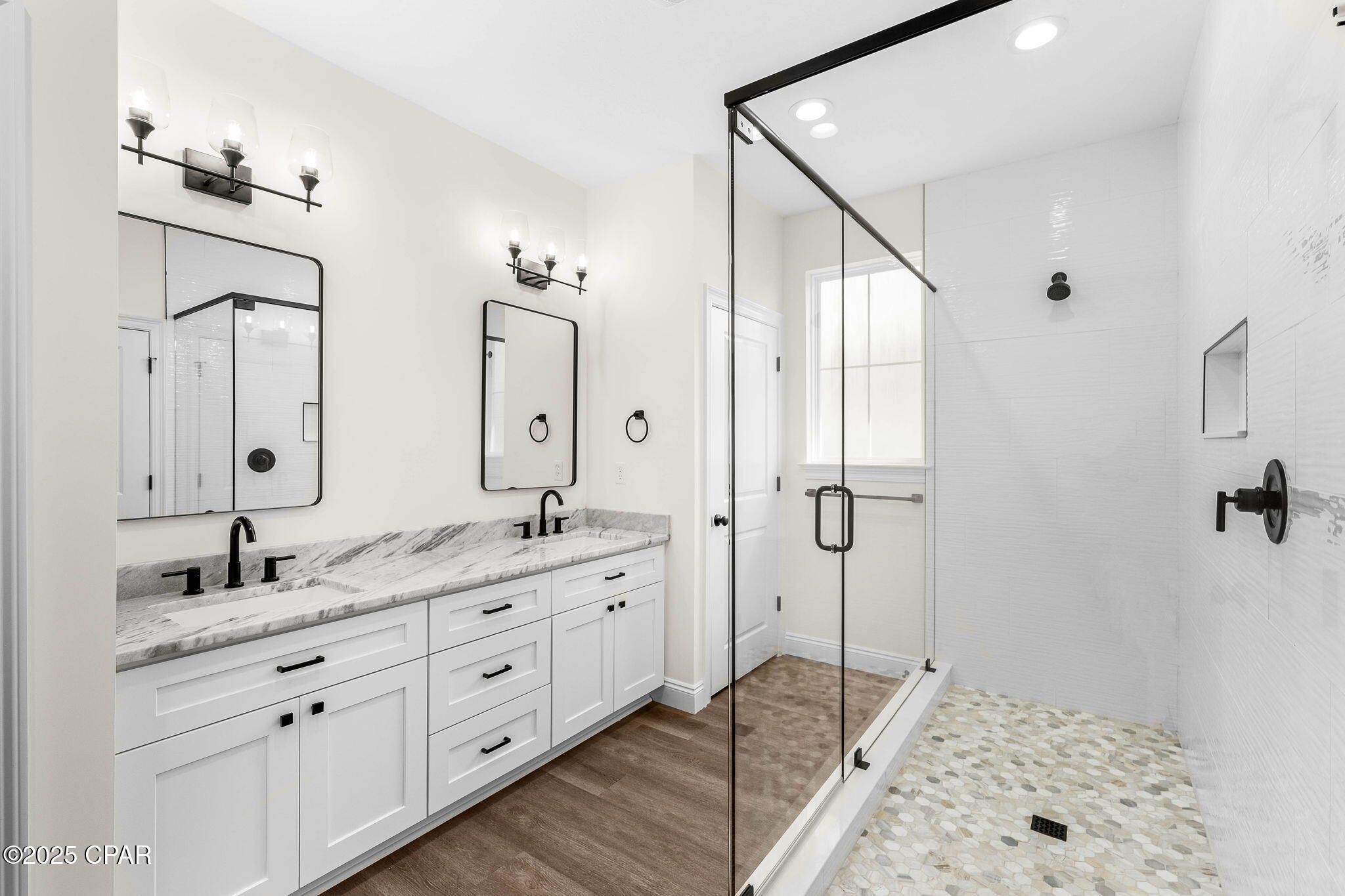 Image 12 For 2963 Frankford Avenue