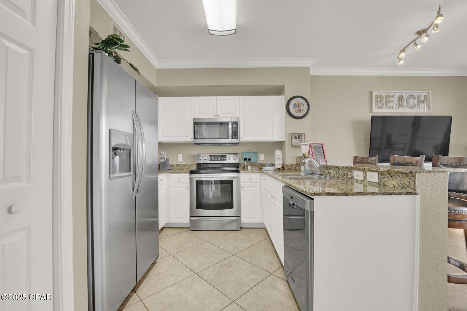 Image 11 For 16819 Front Beach Road 1613