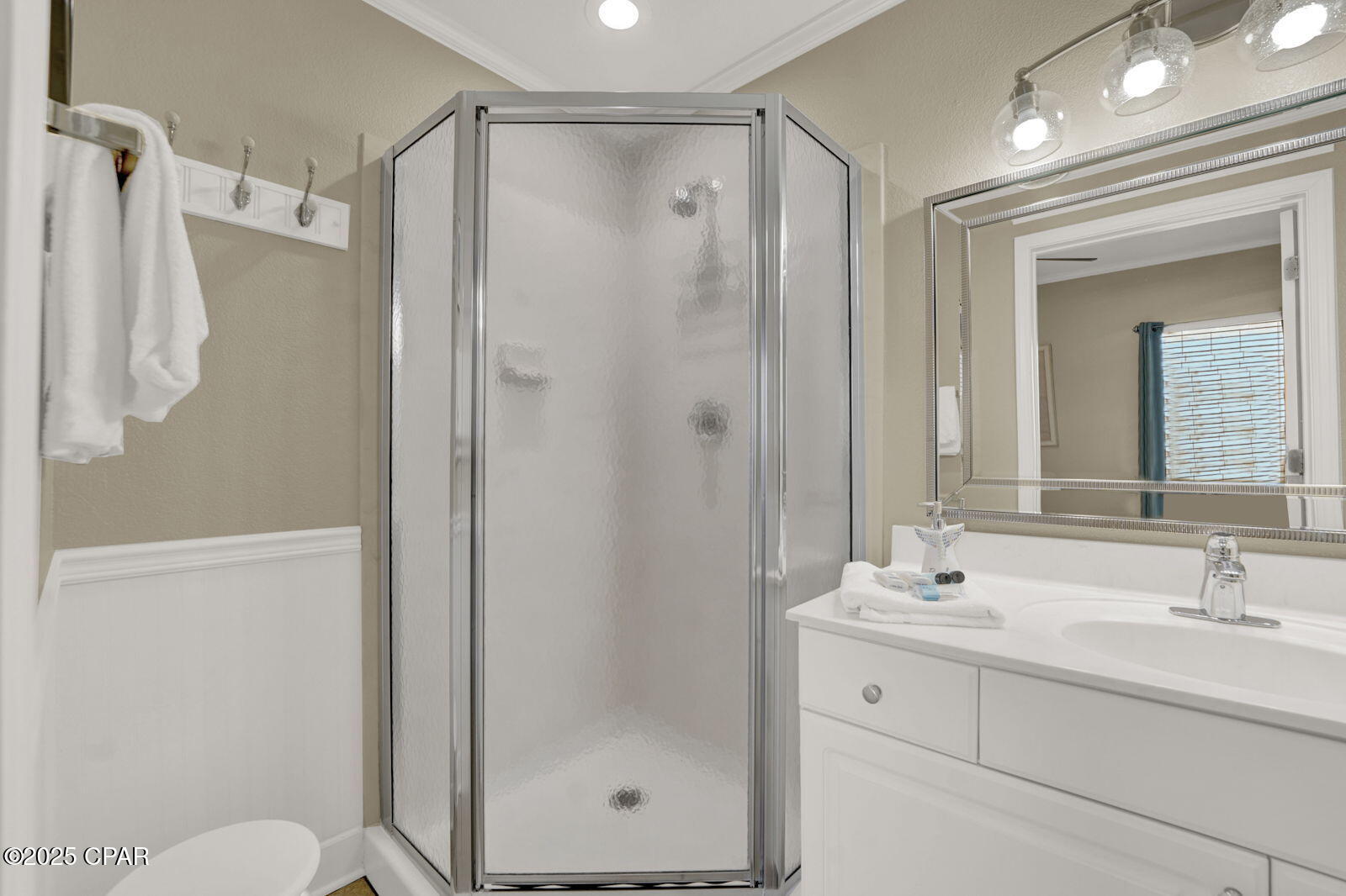 Image 23 For 16819 Front Beach Road 1613