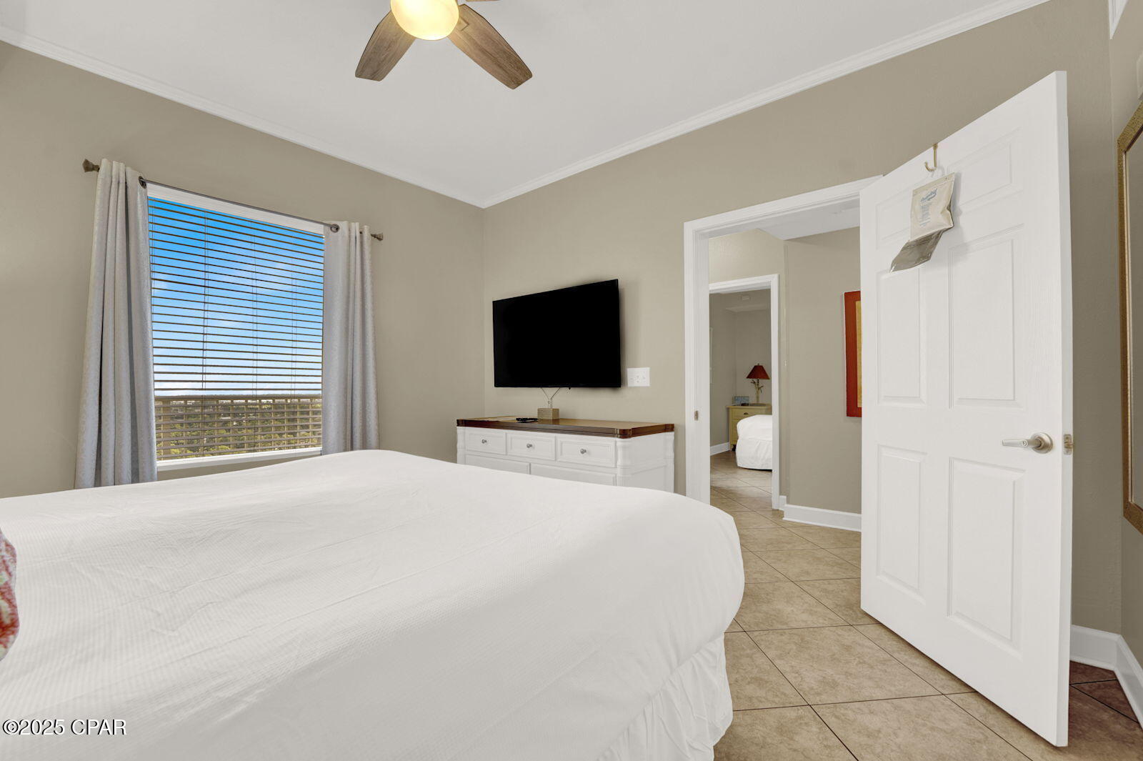 Image 24 For 16819 Front Beach Road 1613