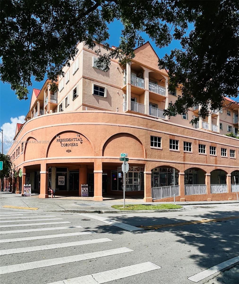 Presidential Corners Condo