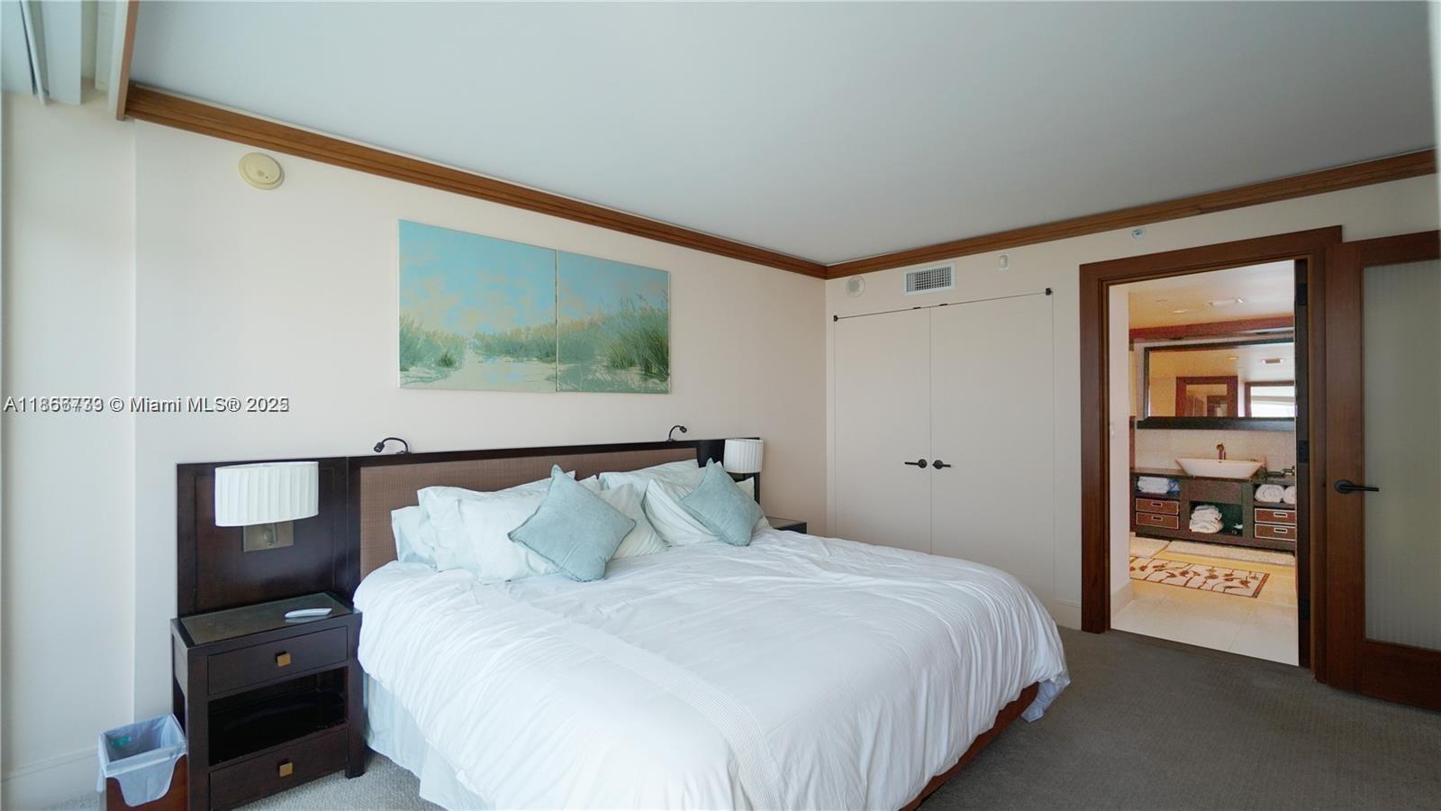 6801 Collins Ave #710, Miami Beach FL 33141