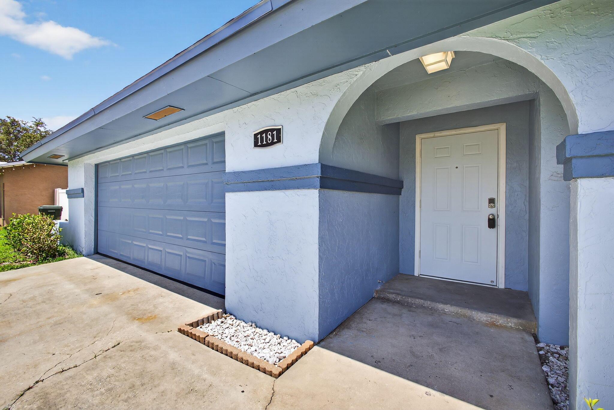 Homes for sale in Wellington, FL | 1181 Kinglet Terrace, Wellington, FL 33414 | MLS# R11118949