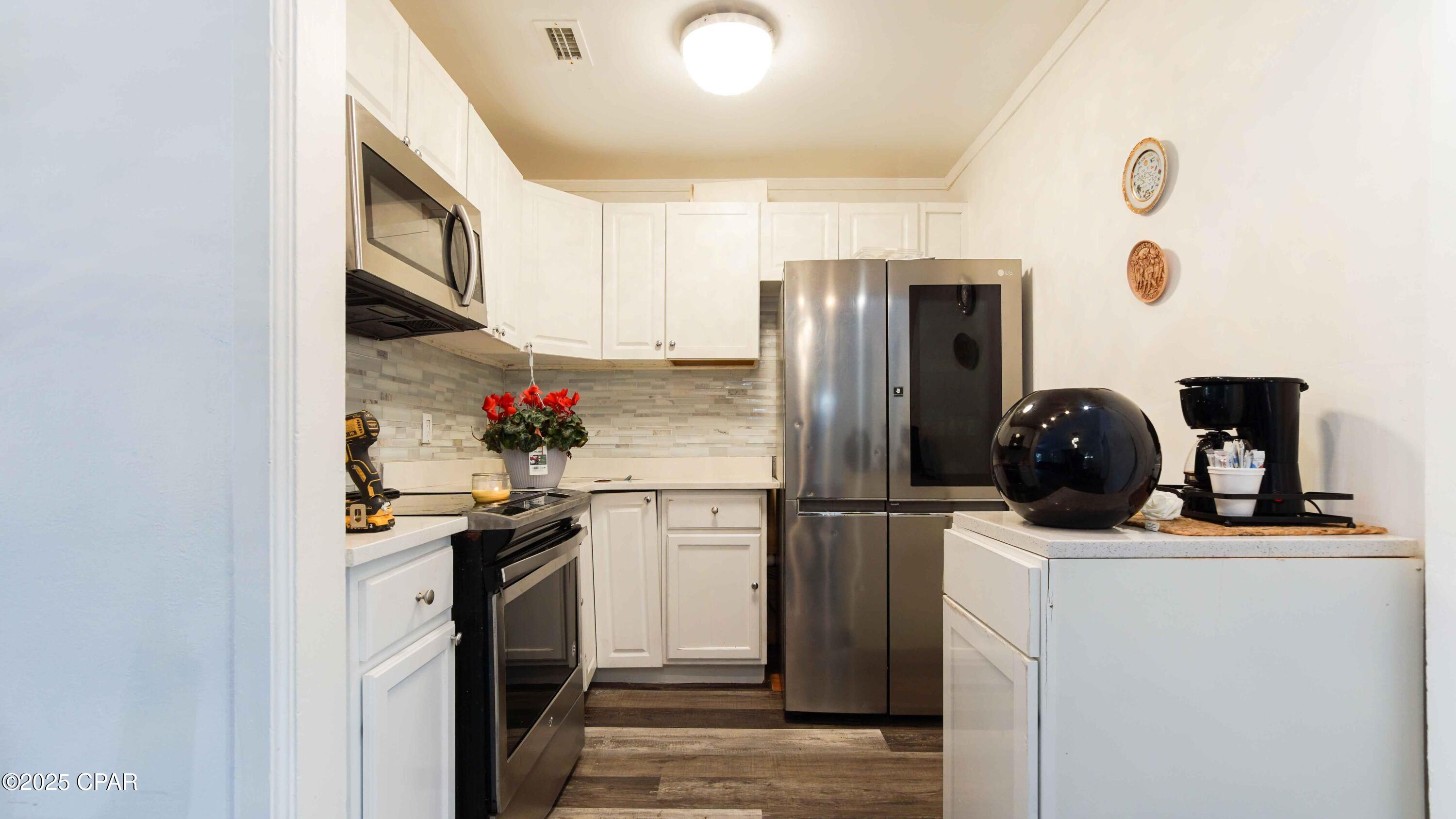 Image 3 For 1424 11th Street