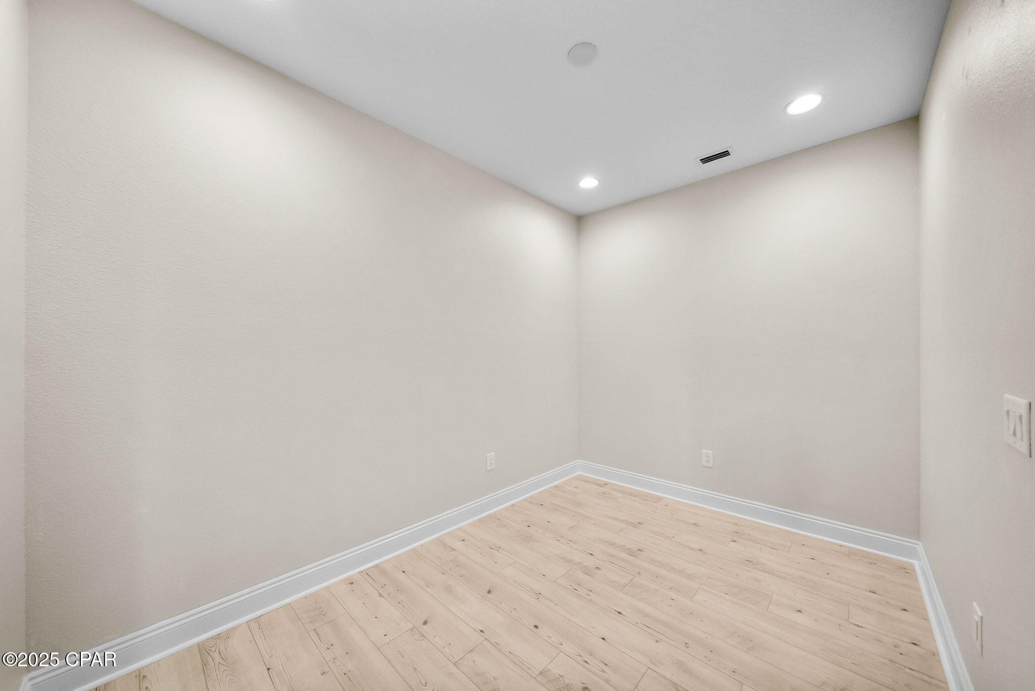 Image 32 For 8706 Sand Dollar Dr Drive