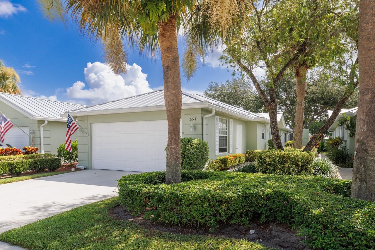 Homes for sale in Palm City, FL | 1654 Sw Waterfall Blvd, Palm City, FL 34990 | MLS# F10523682