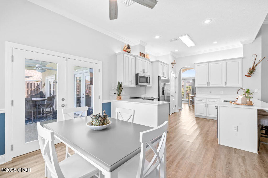 Image 16 For 2501 Parkwood Drive