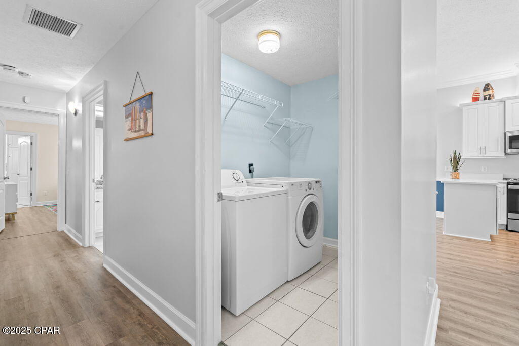 Image 19 For 2501 Parkwood Drive