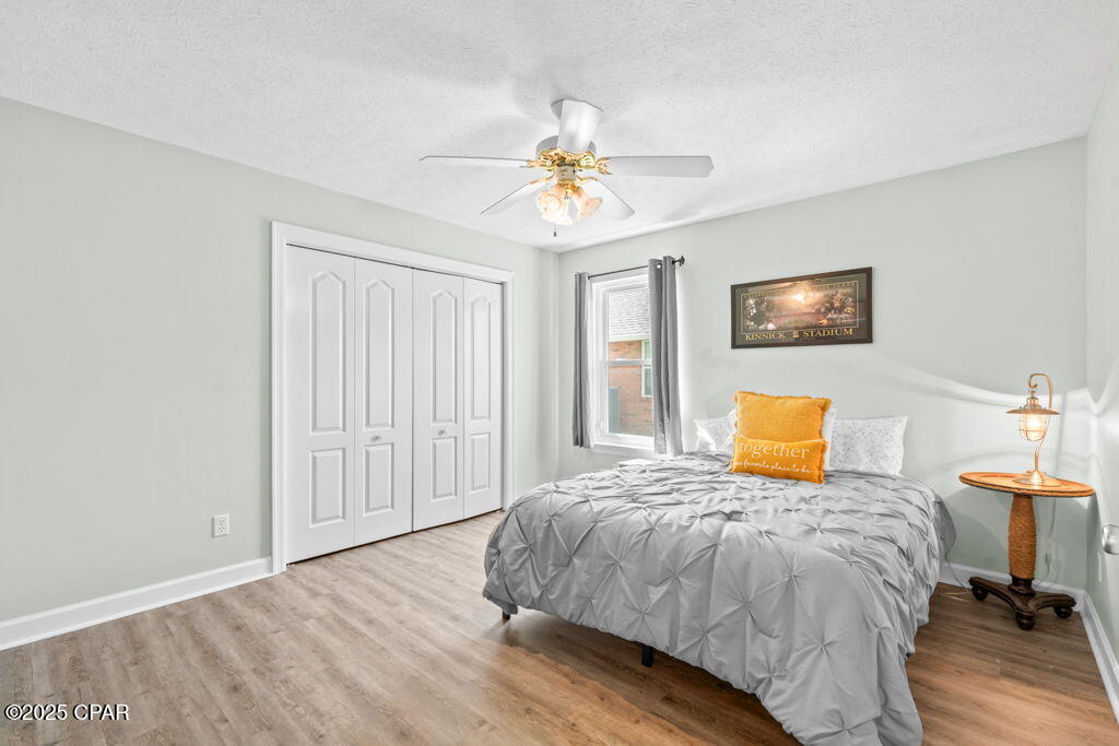 Image 21 For 2501 Parkwood Drive