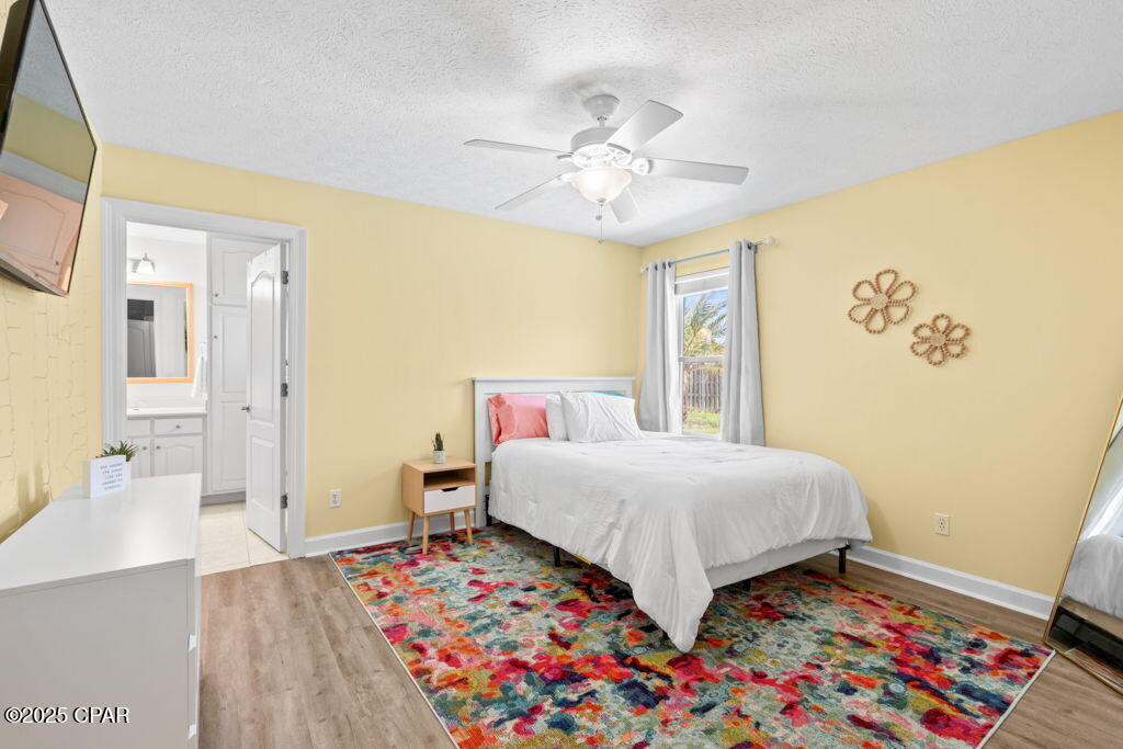 Image 24 For 2501 Parkwood Drive