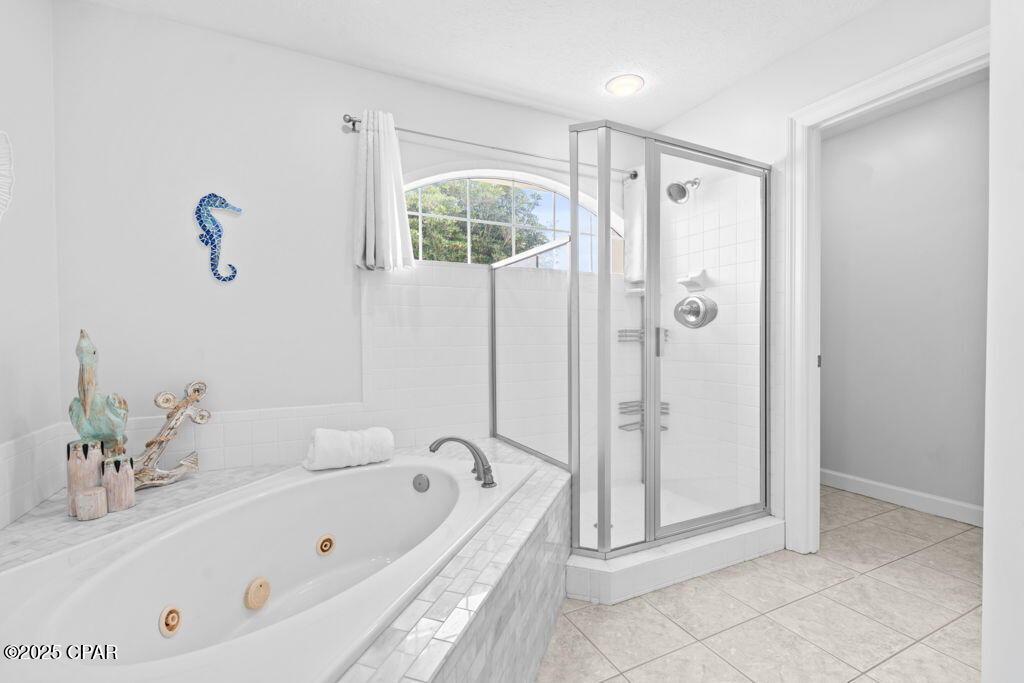 Image 31 For 2501 Parkwood Drive