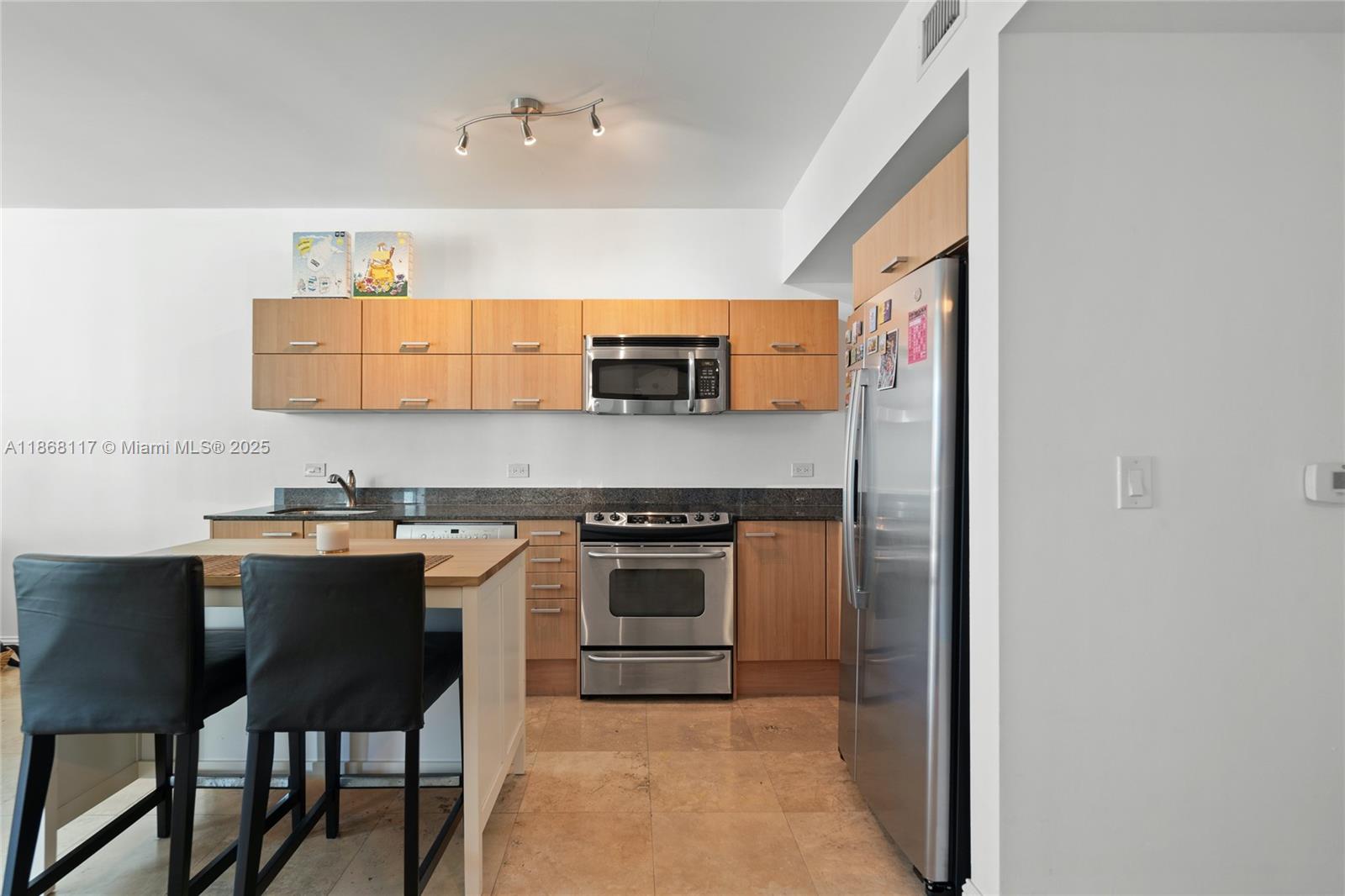 350 S Miami Ave #1410, Miami FL 33130