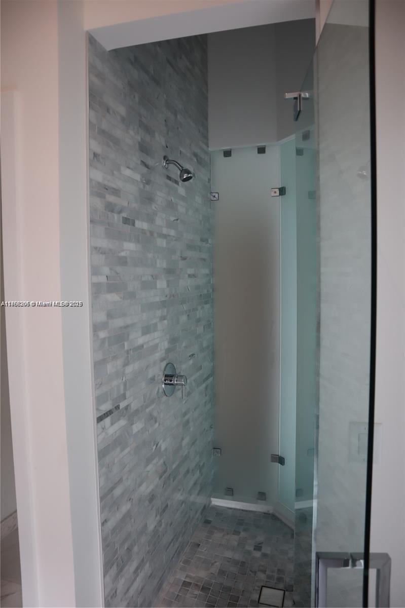 851 NE 1st Ave #411, Miami FL 33132