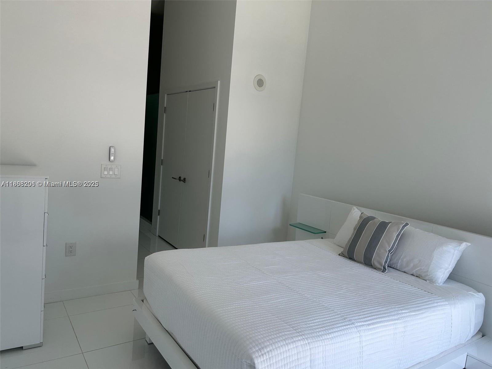 851 NE 1st Ave #411, Miami FL 33132