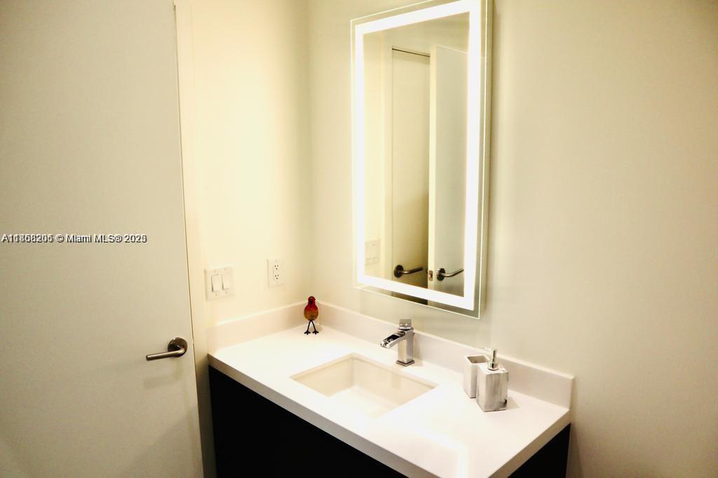 851 NE 1st Ave #411, Miami FL 33132