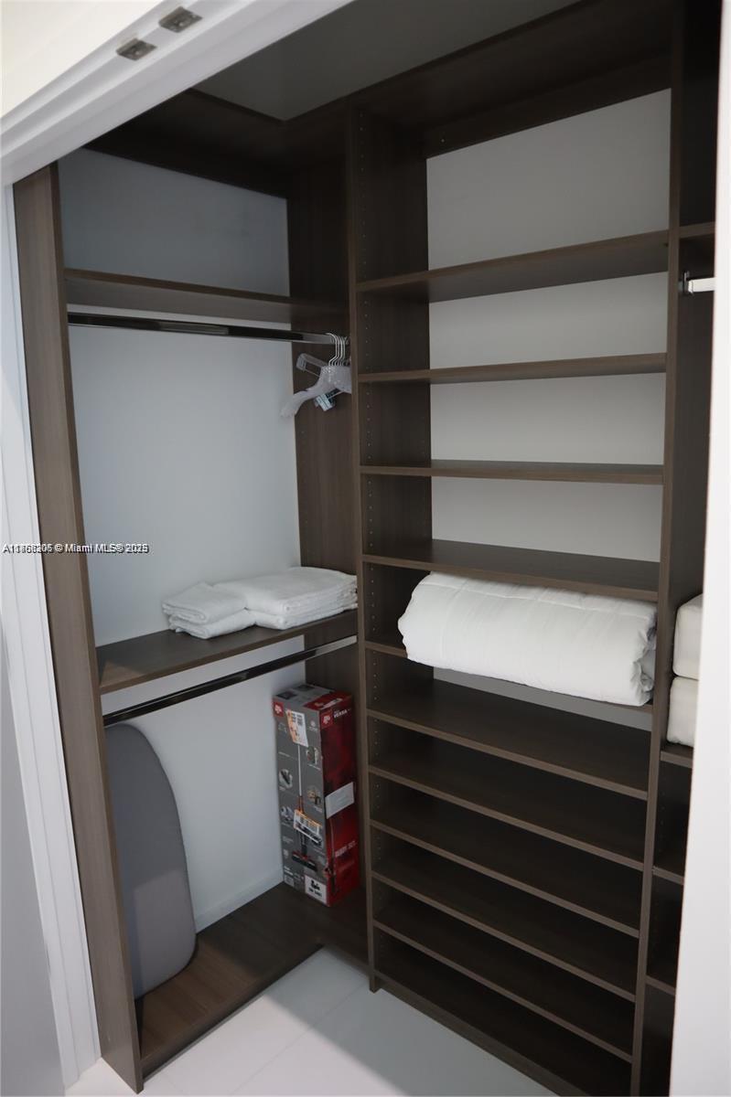 851 NE 1st Ave #411, Miami FL 33132