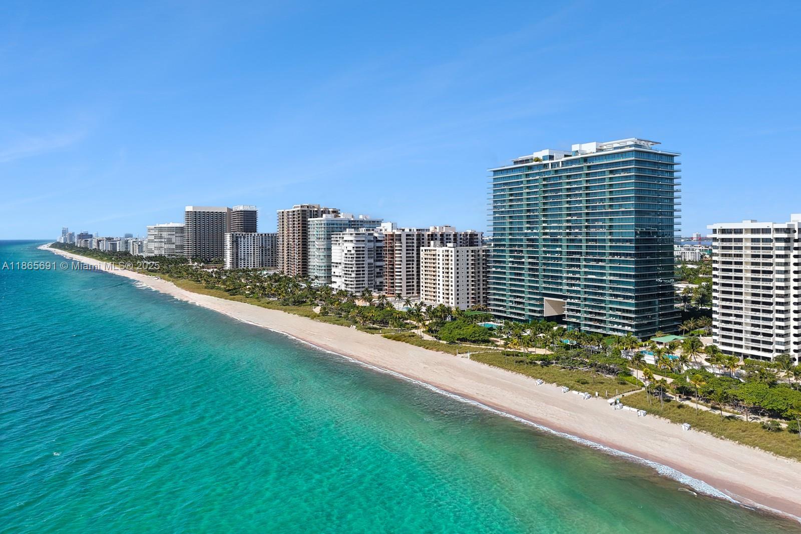Apartamento à Venda em Bal Harbour, FL