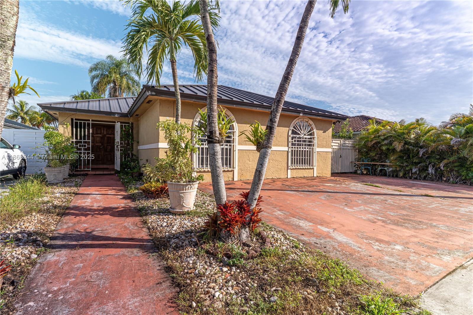 Homes for sale in Miami, FL | 14309 Sw 52Nd St, Miami, FL 33175 | MLS# A11868244