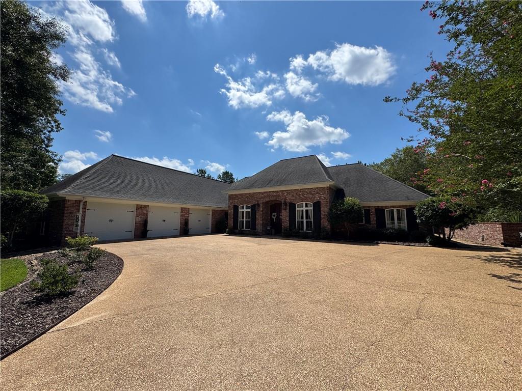 Homes for sale in Brookhaven, MS | 68 Southbrook Ln, Brookhaven, MS 39601 | MLS# 2518982