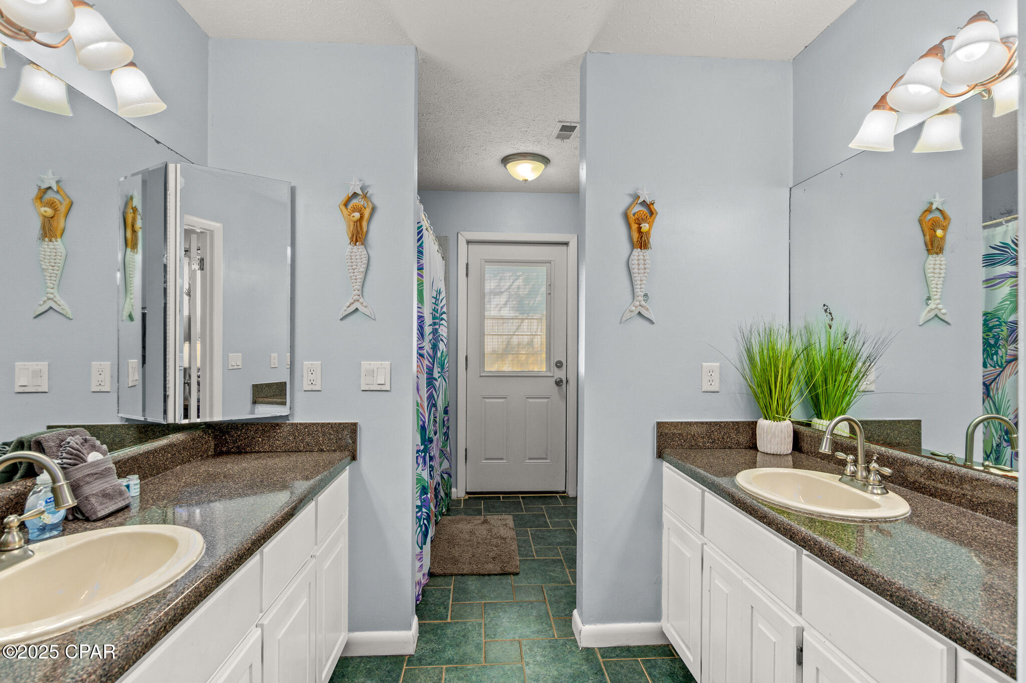 Image 47 For 105 Grand Lagoon Shores Drive