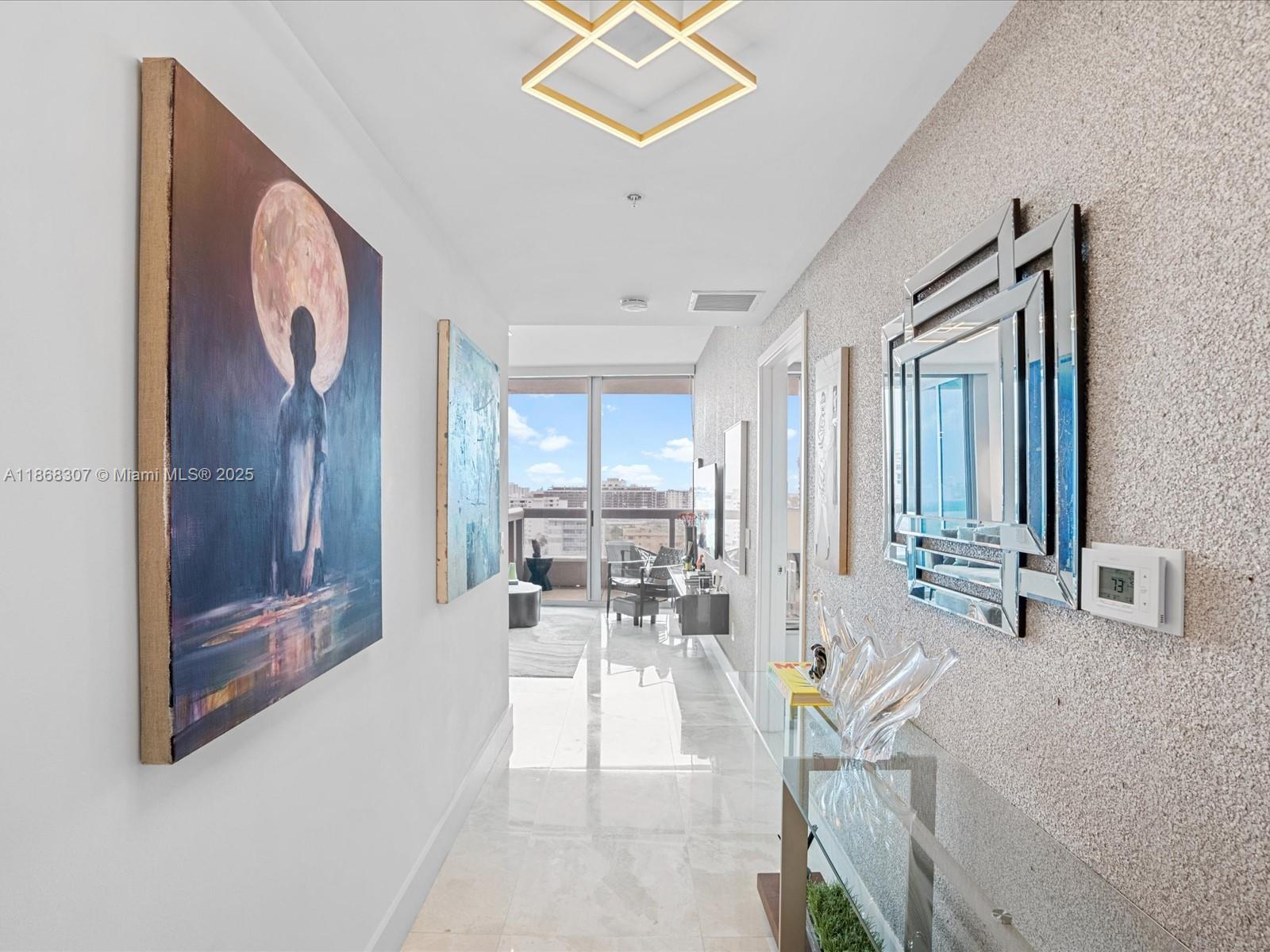 Condo for Sale in Miami Beach, FL