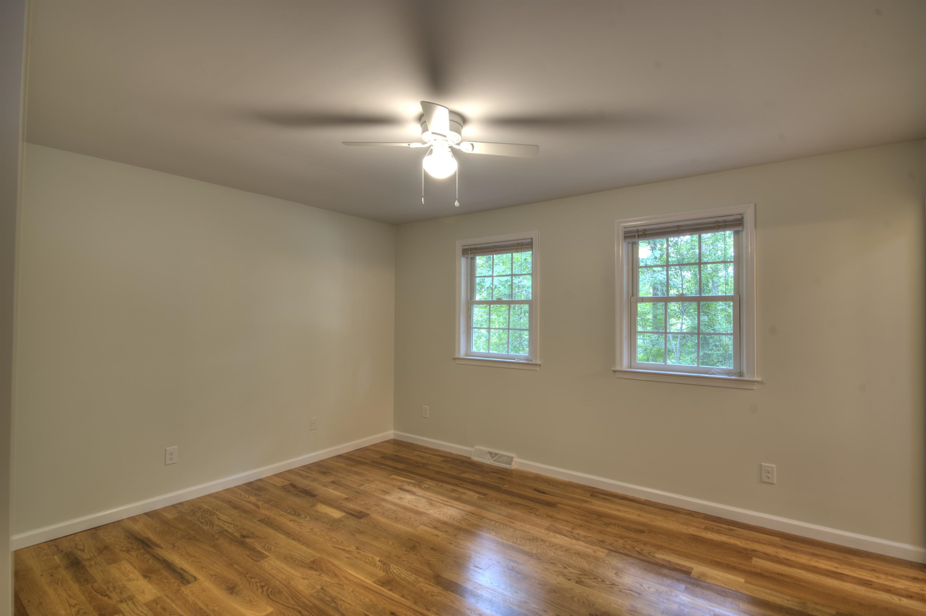 5547 Brookwood Rd
