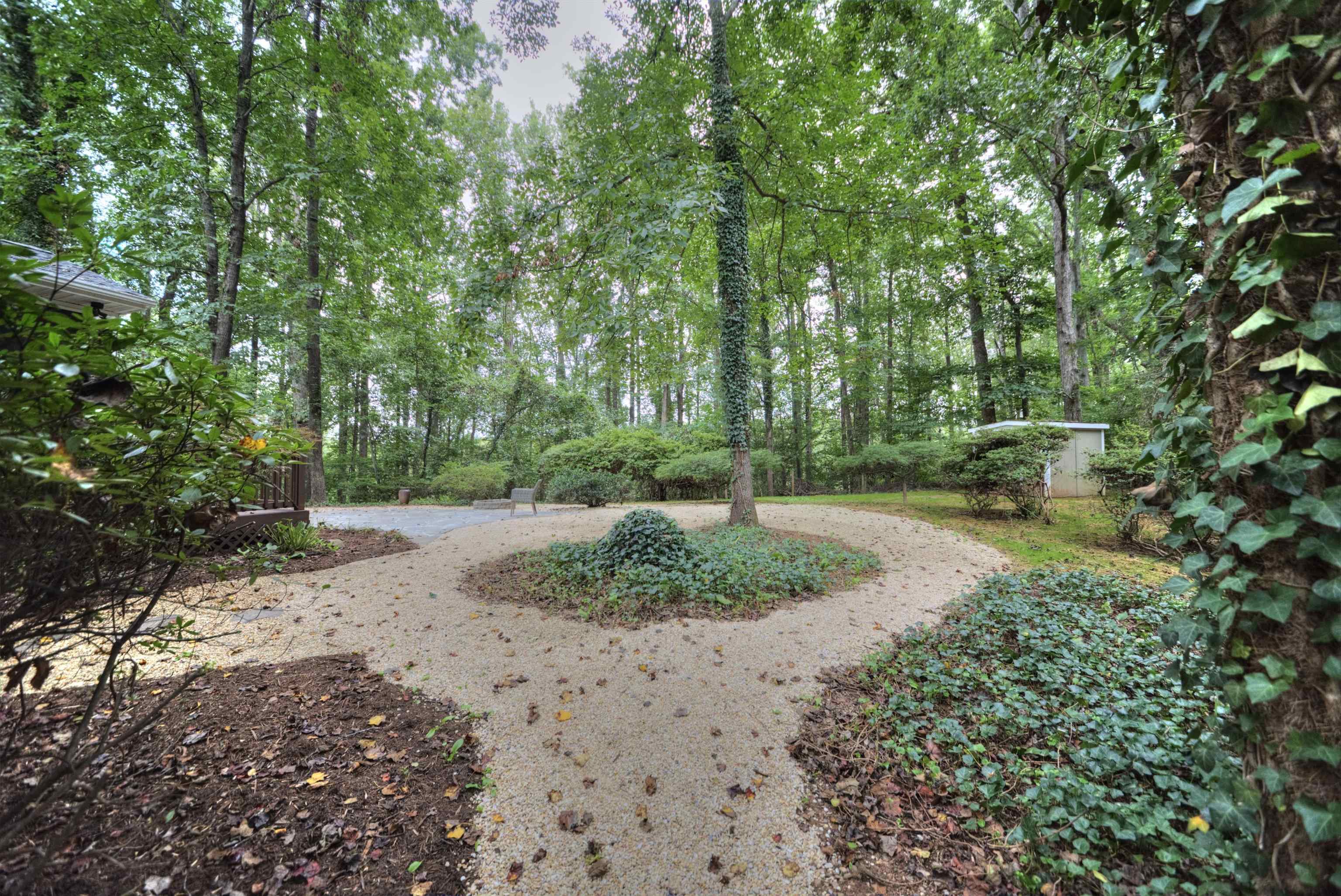 5547 Brookwood Rd