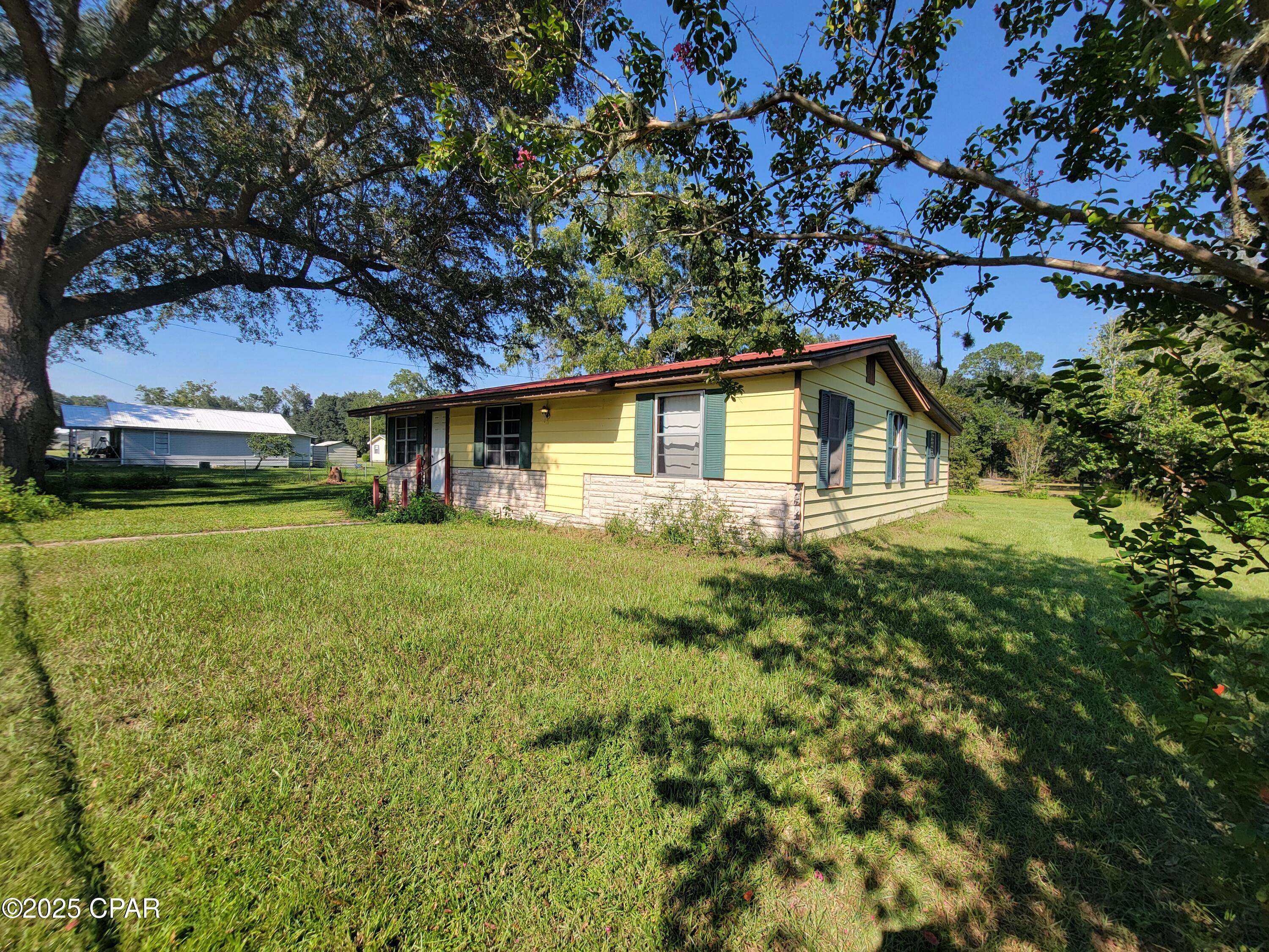 Image 2 For 2216 Ray Avenue