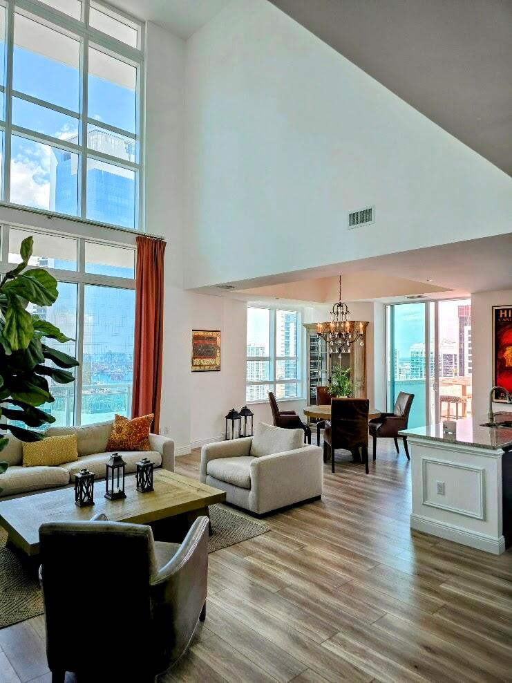 The Plaza 901 Brickell Co