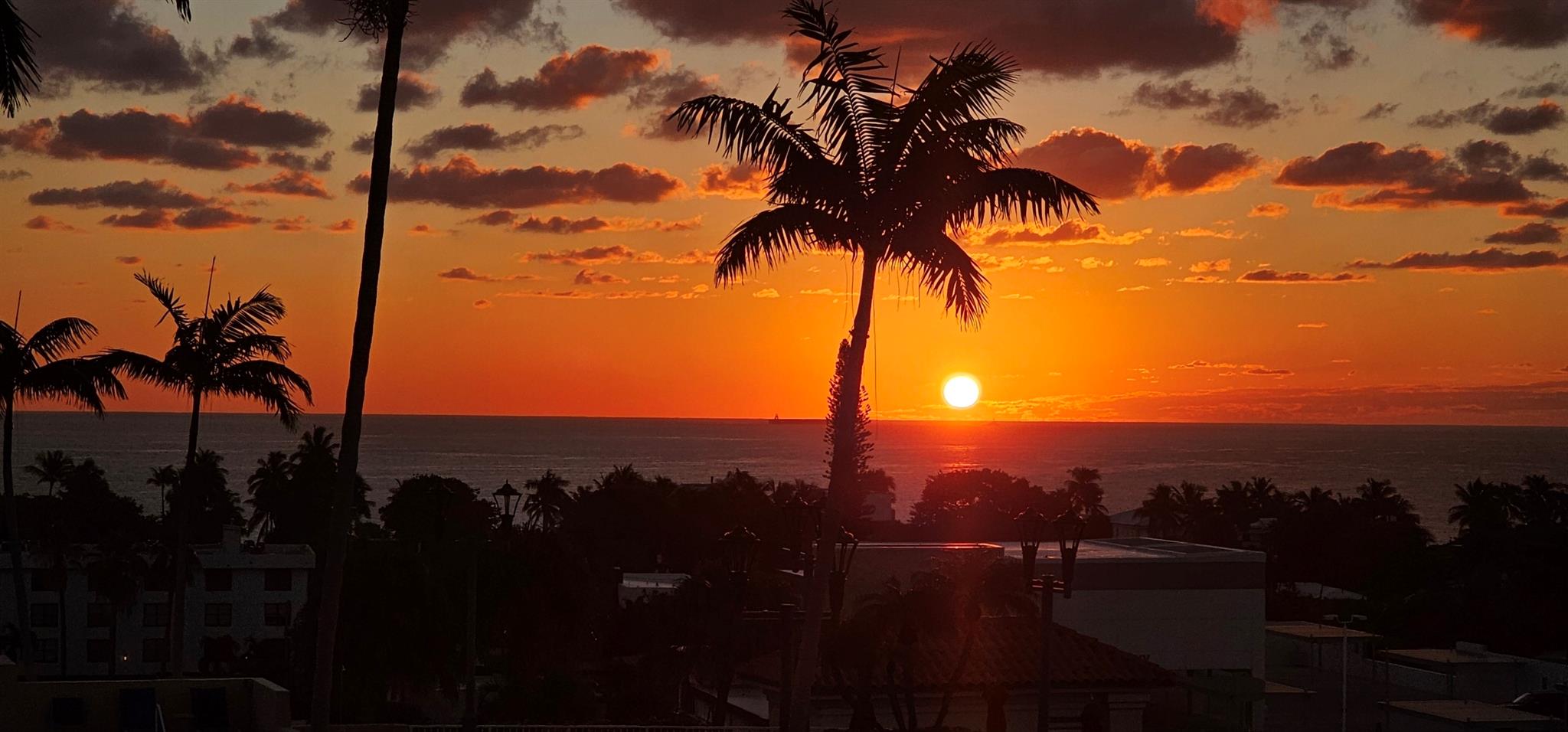 The Tides At Bridgeside S