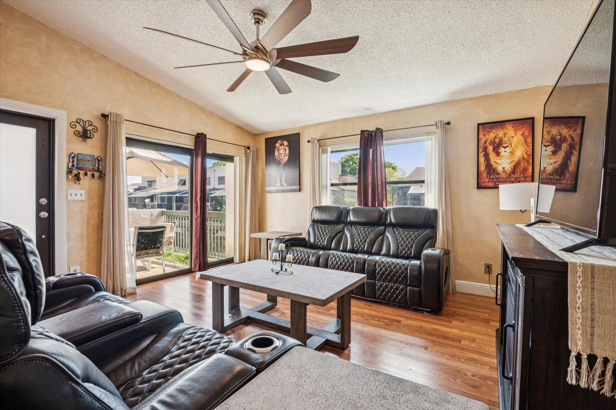 Homes for sale in Pembroke Pines, FL | 1237 Nw 123rd Ter, Pembroke Pines, FL 33026 | MLS# F10523660