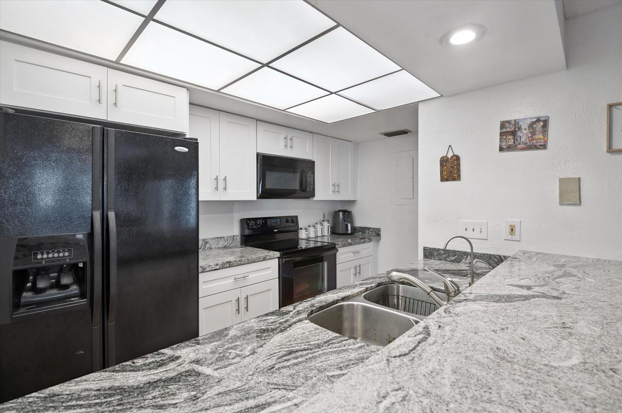 Homes for sale in Pembroke Pines, FL | 1237 Nw 123rd Ter, Pembroke Pines, FL 33026 | MLS# F10523660