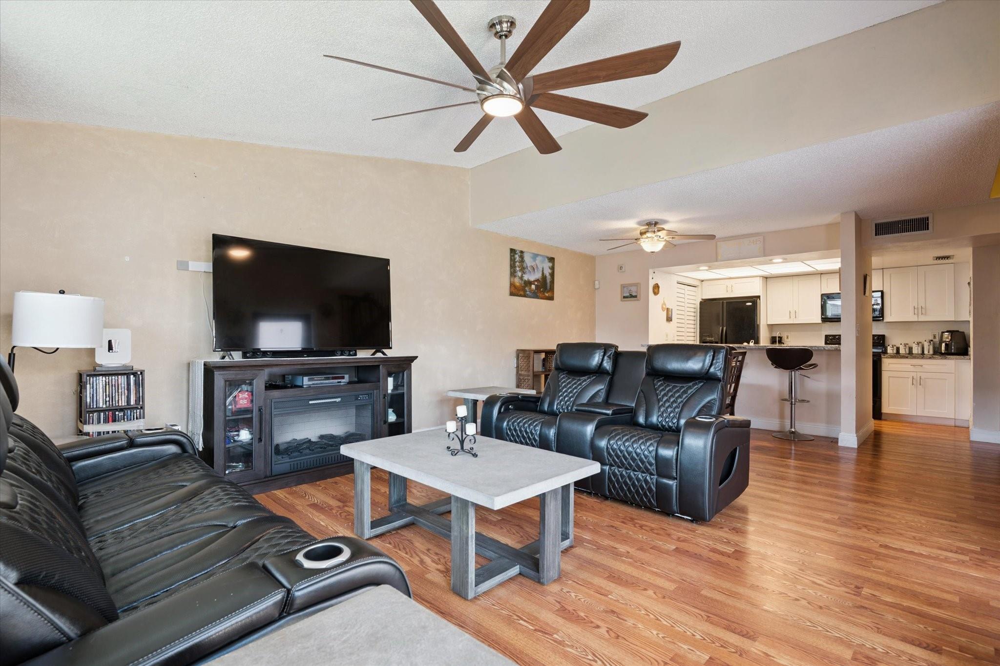 Homes for sale in Pembroke Pines, FL | 1237 Nw 123Rd Ter, Pembroke Pines, FL 33026 | MLS# F10523660