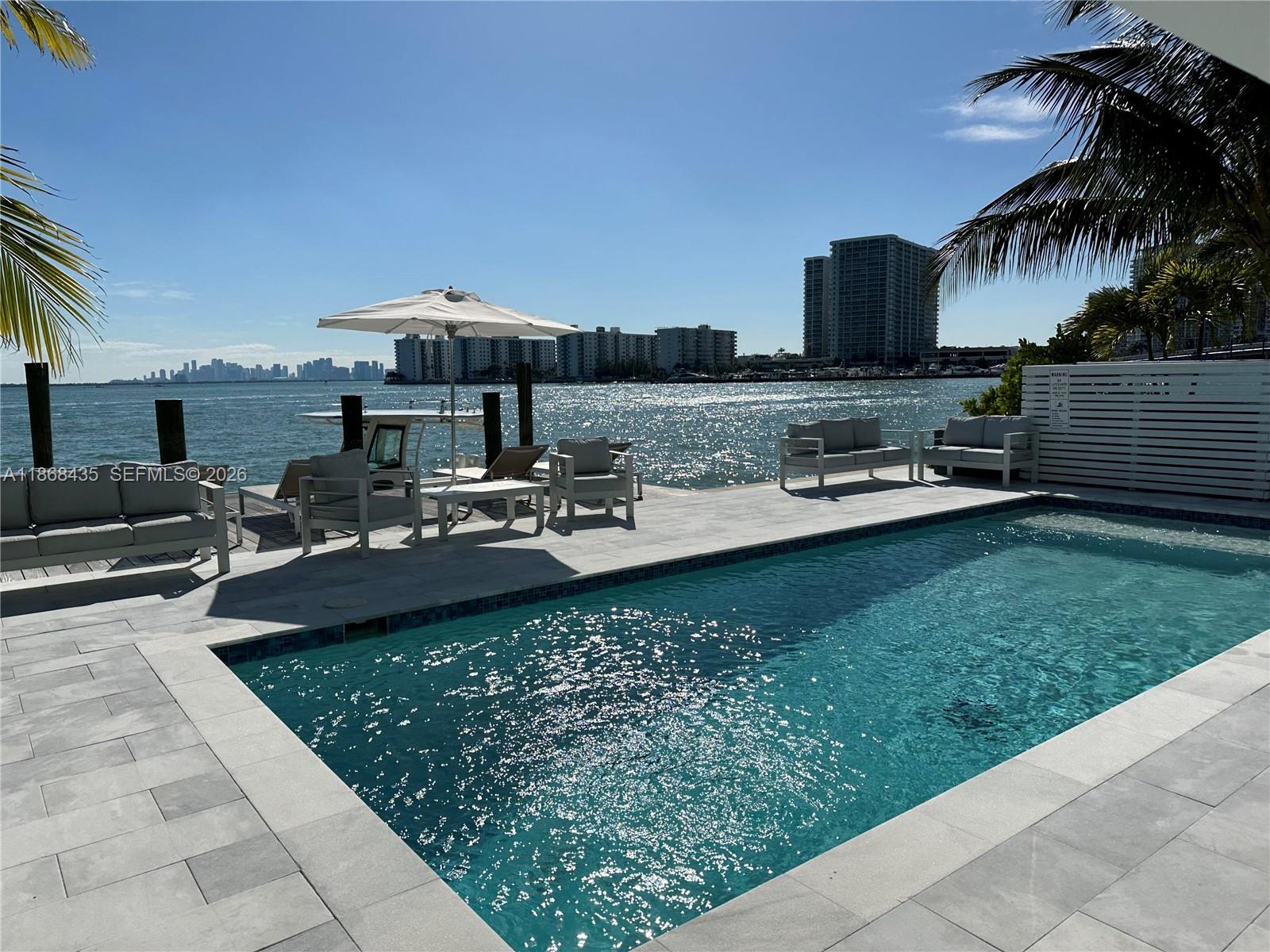 Isle Of Normandy Miami VI