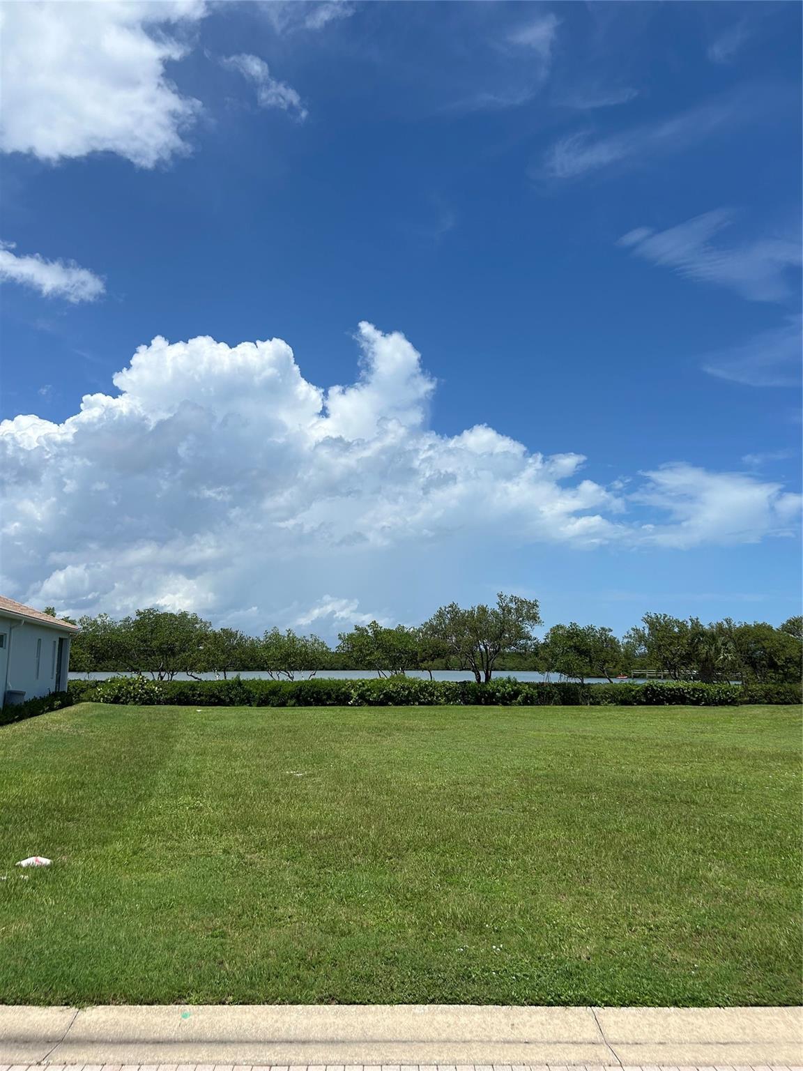 Homes for sale in Hutchinson Island, FL | 1920 Lynx Dr, Hutchinson Island, FL 34949 | MLS# F10523862