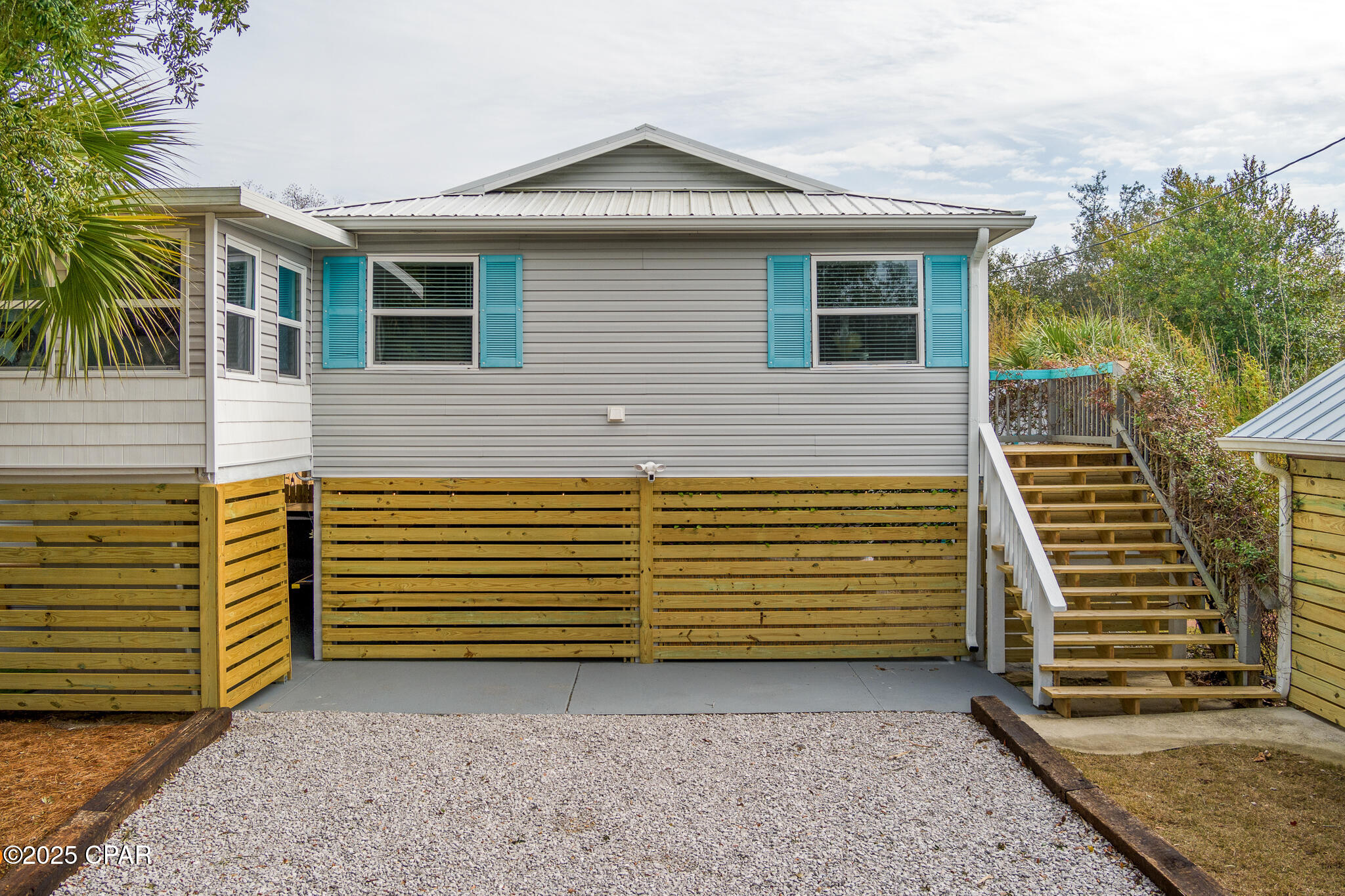 Image 1 For 520 Sandy Lane