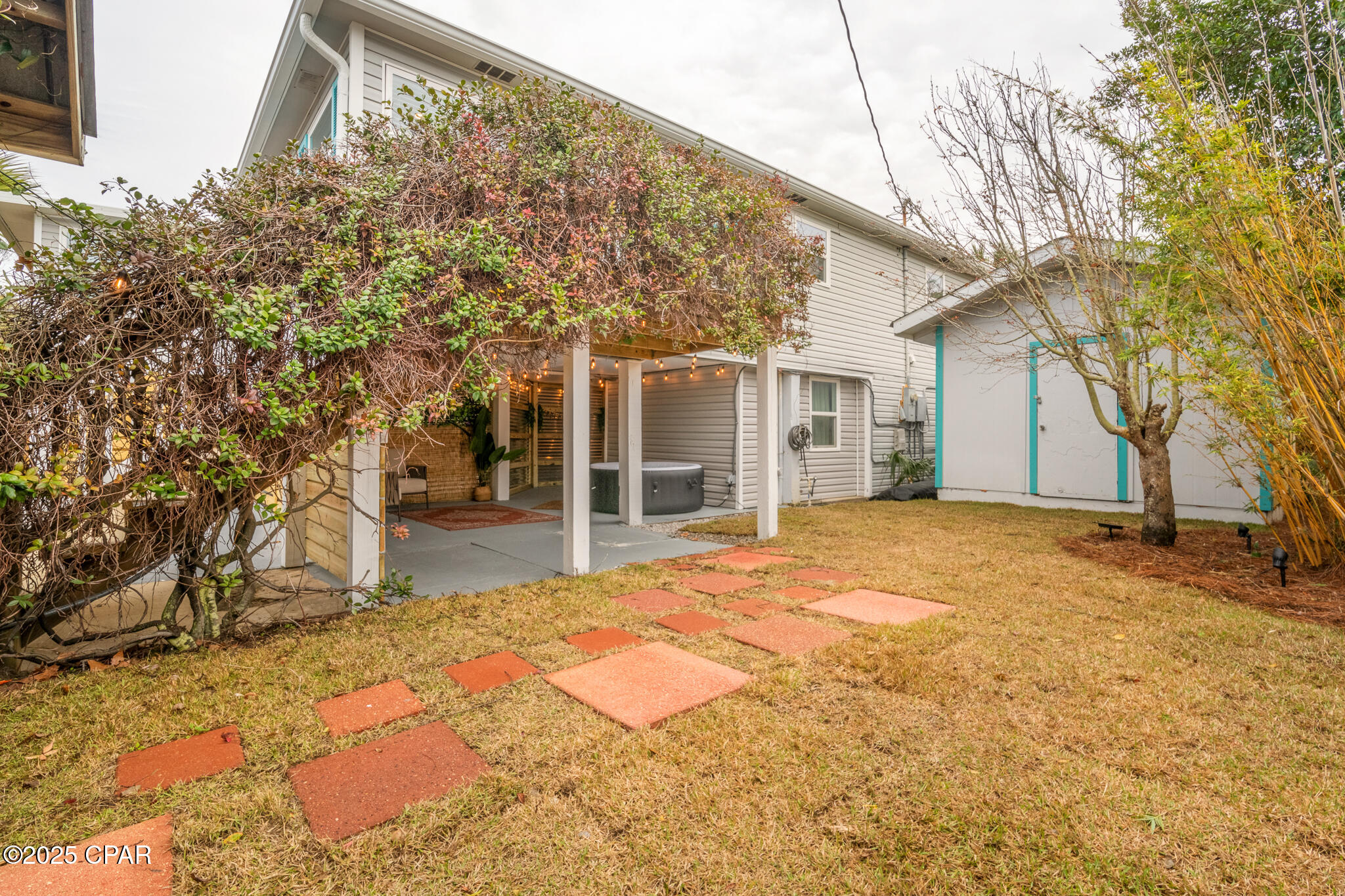 Image 100 For 520 Sandy Lane