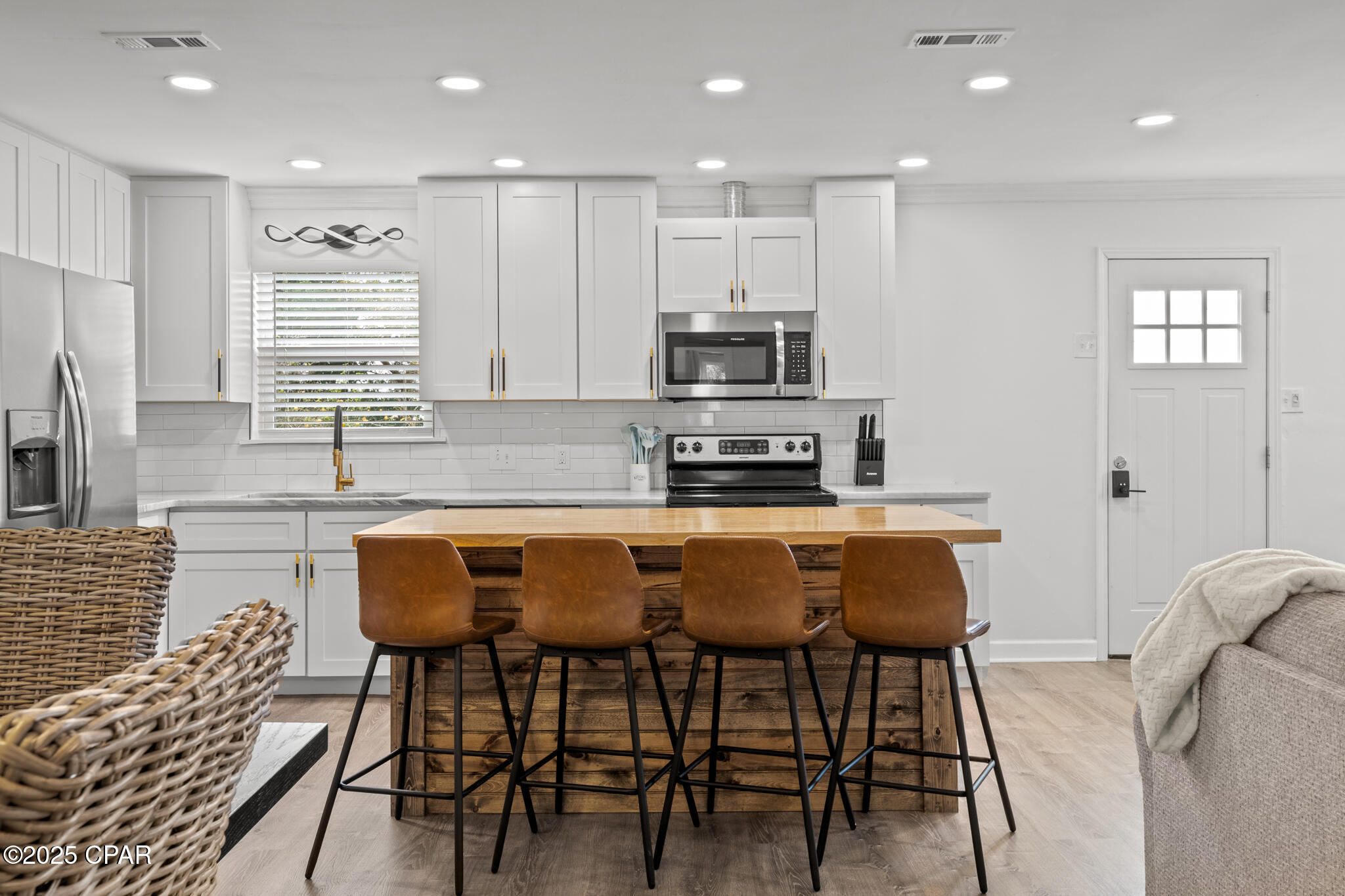 Image 14 For 520 Sandy Lane