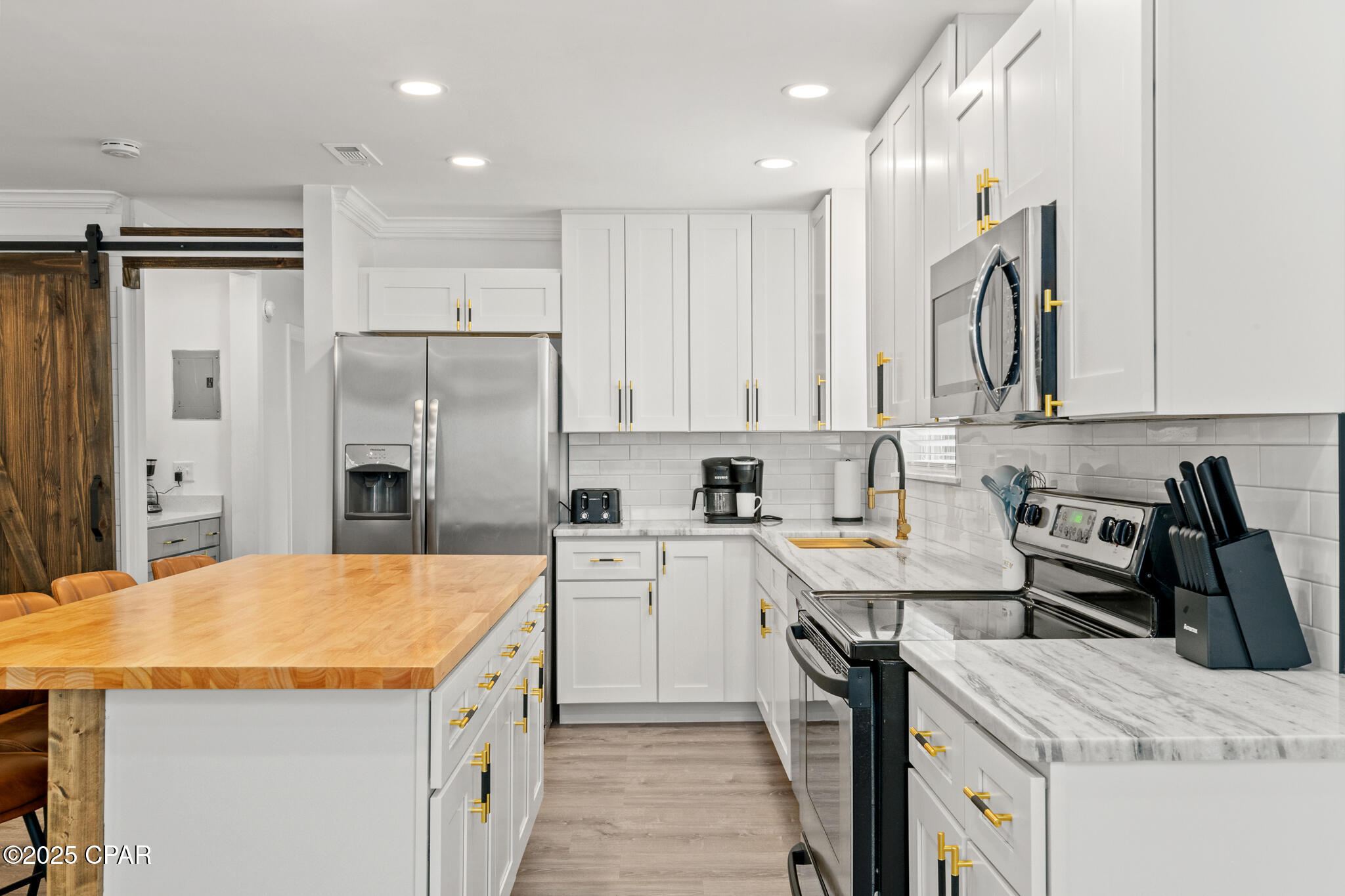 Image 18 For 520 Sandy Lane