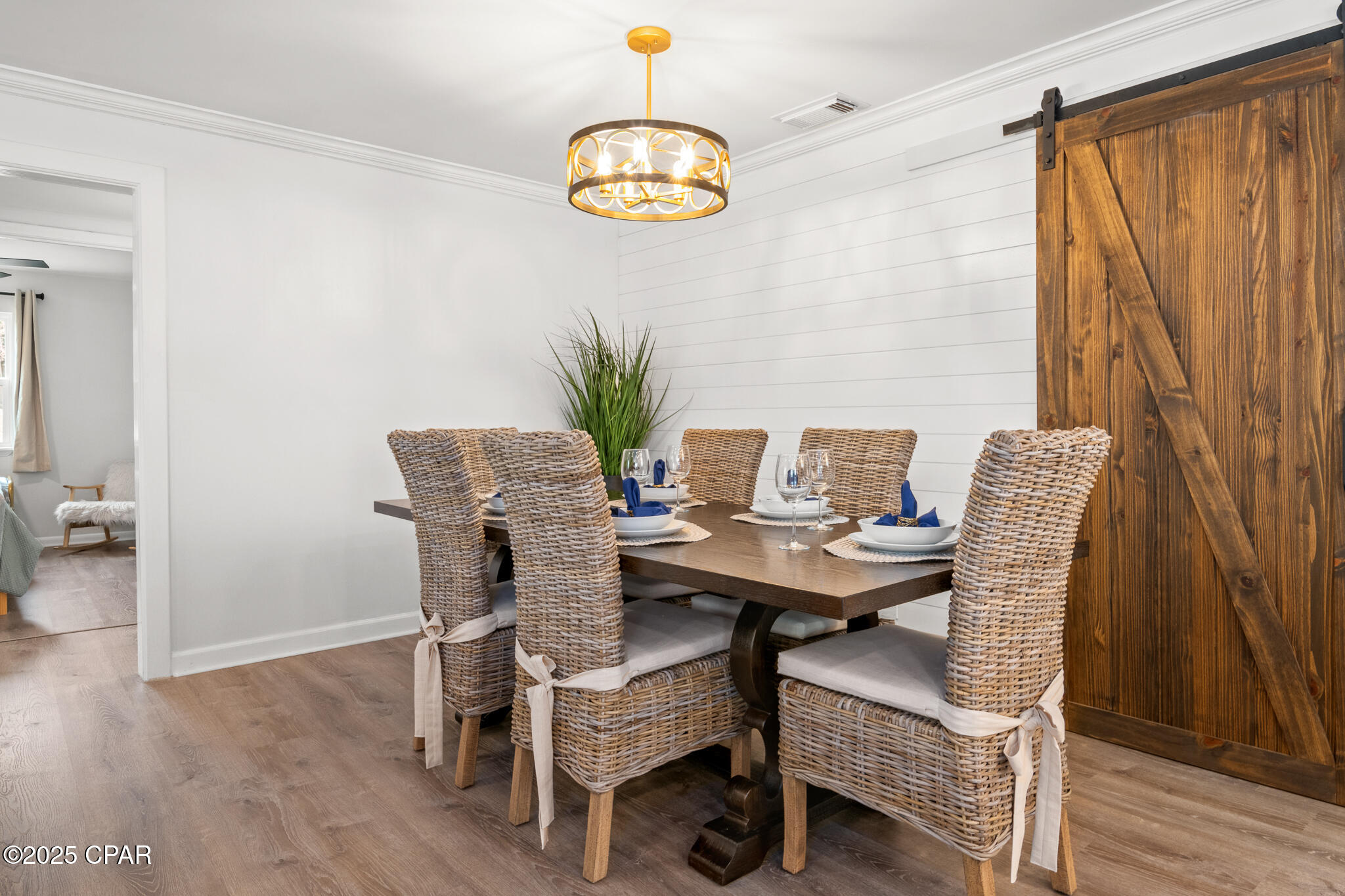 Image 19 For 520 Sandy Lane