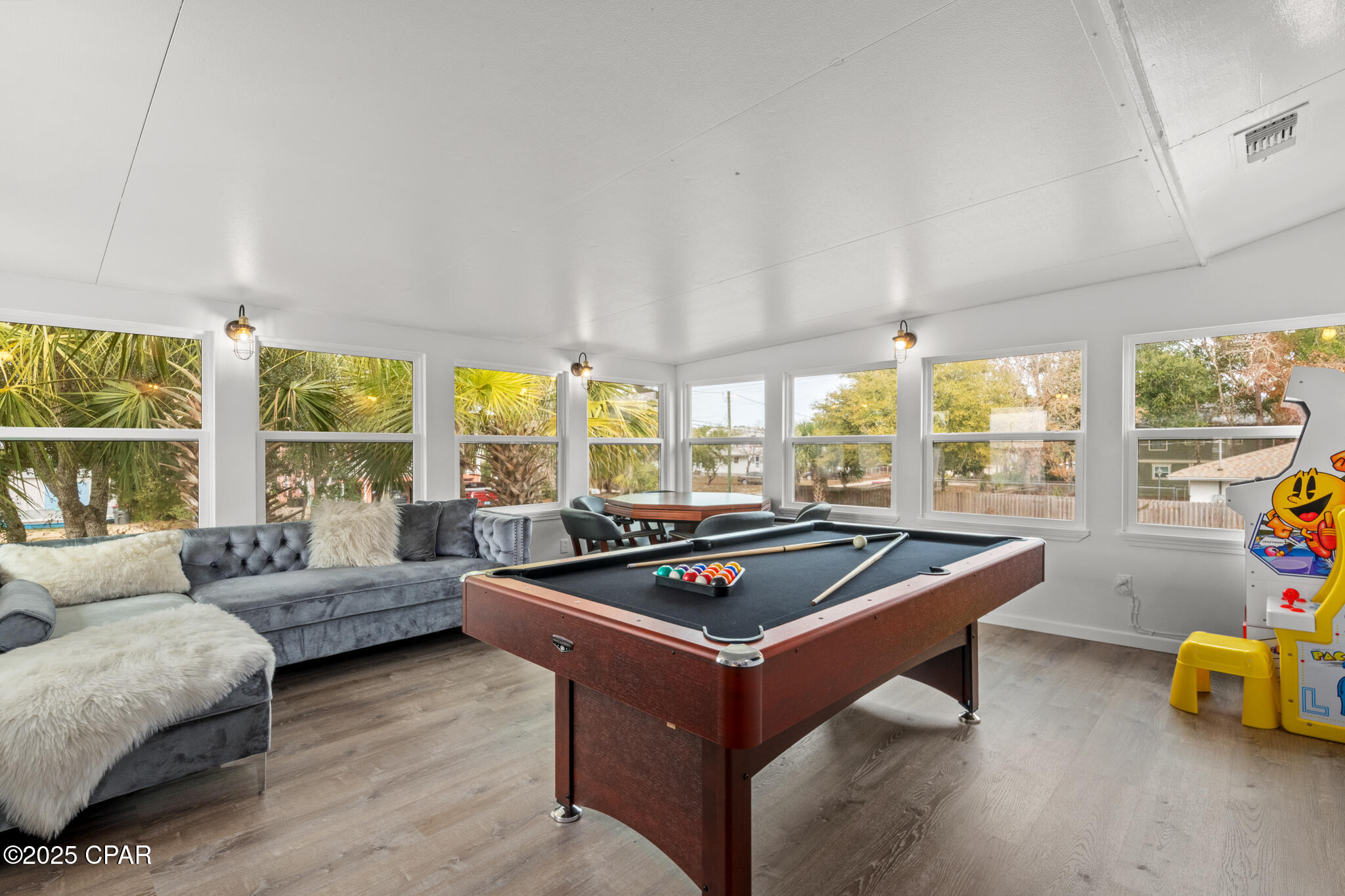 Image 48 For 520 Sandy Lane