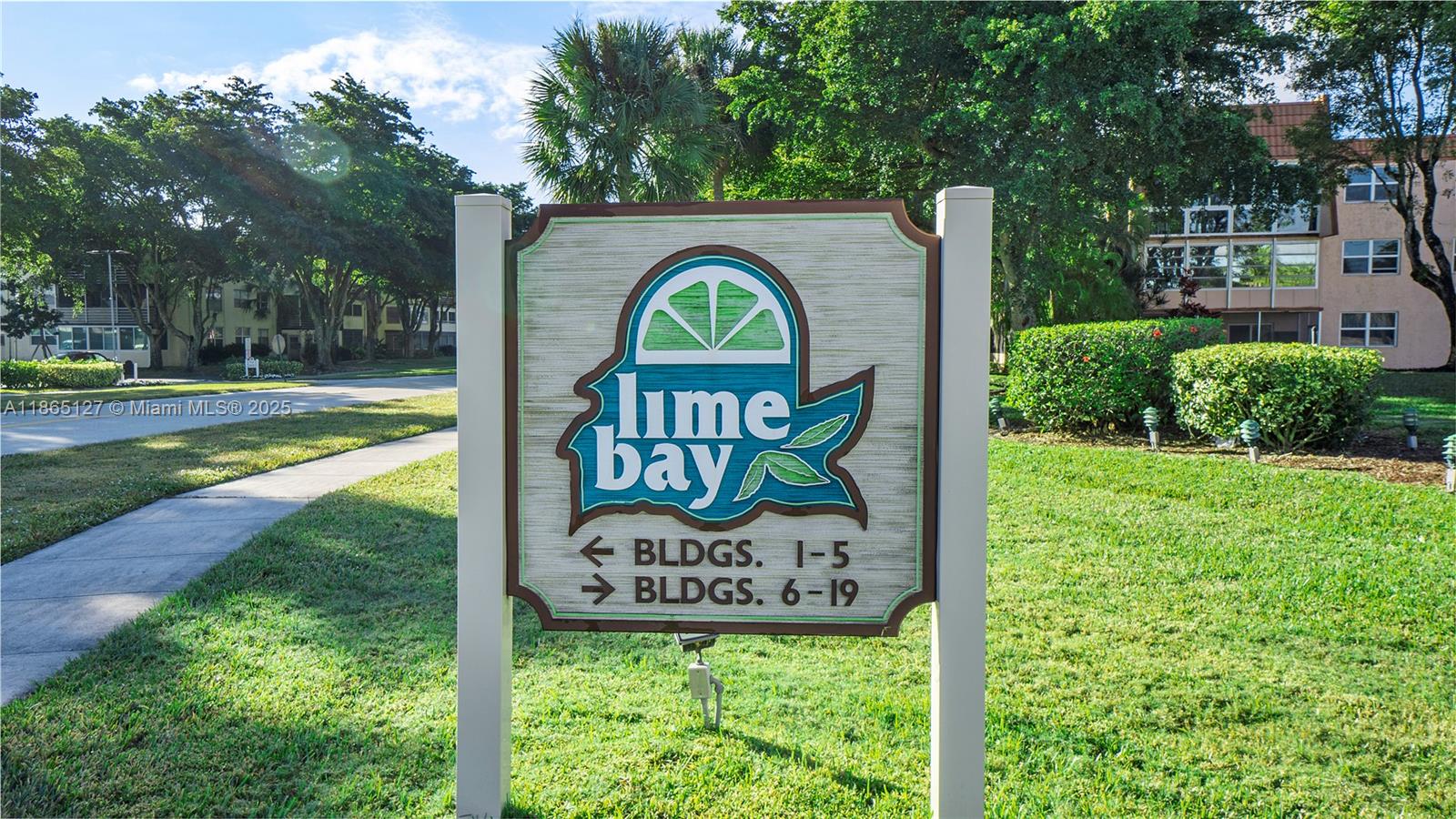Lime Bay Condominium 5