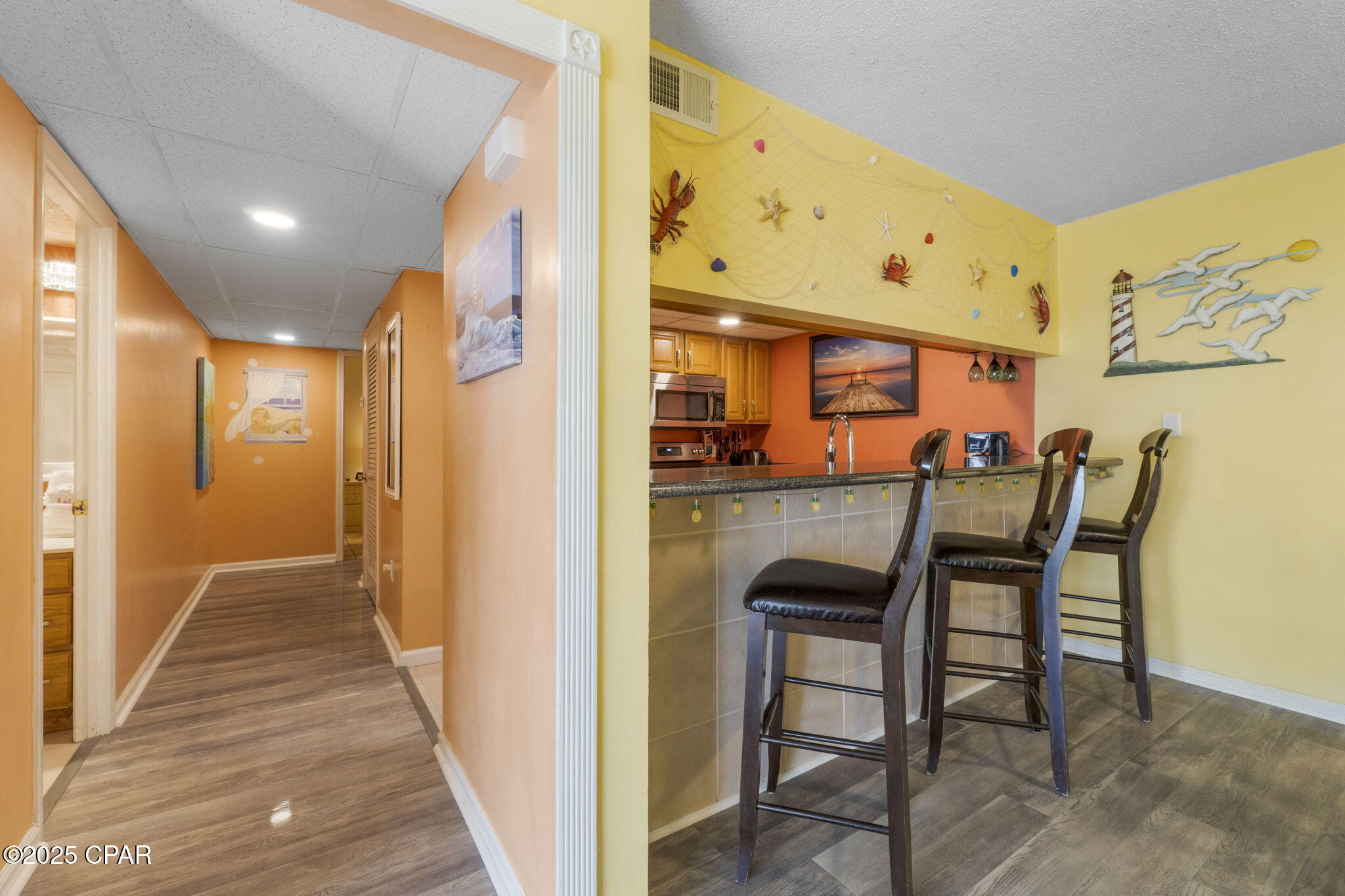 Image 10 For 8815 Thomas Drive 207