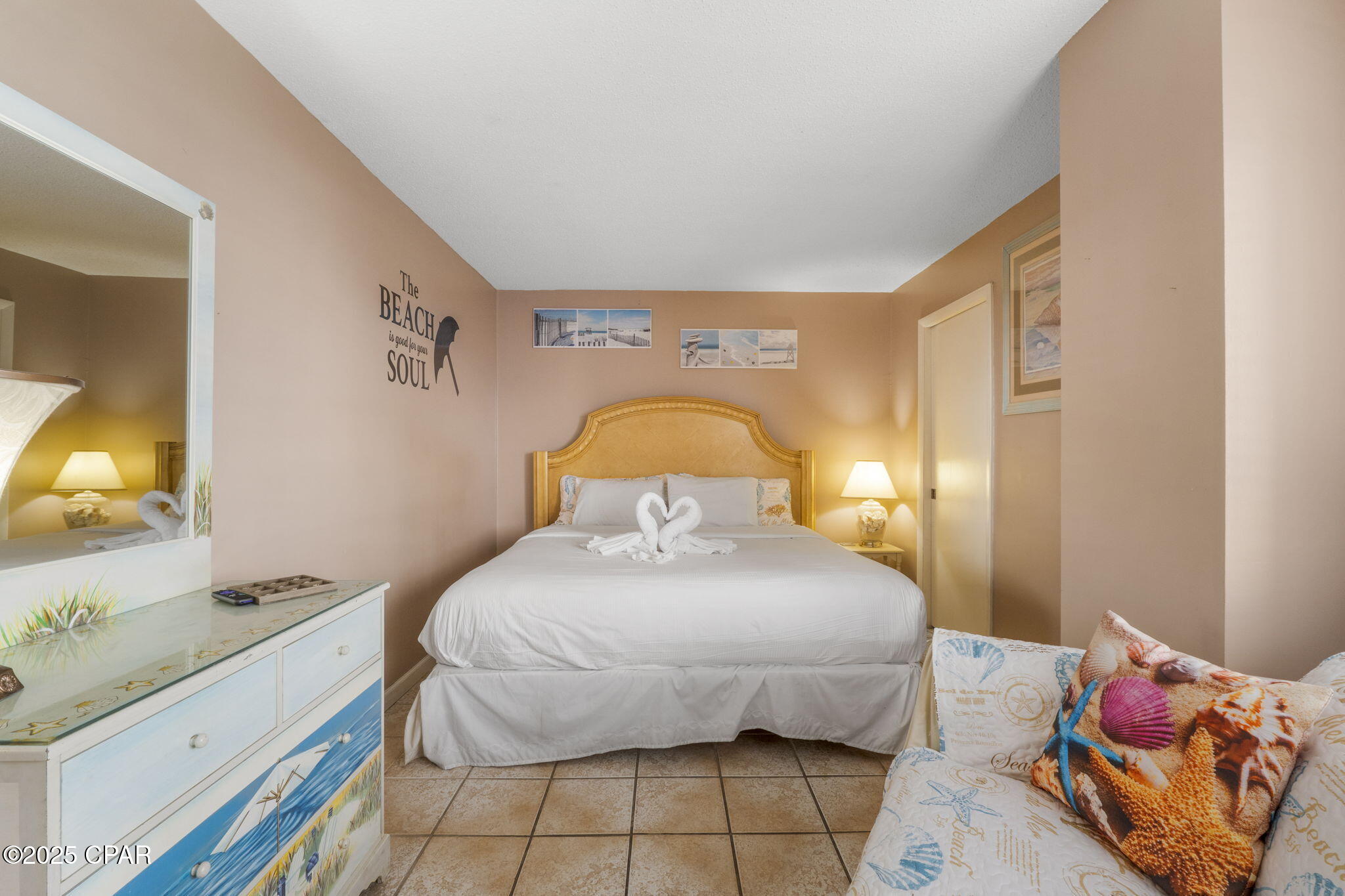 Image 16 For 8815 Thomas Drive 207