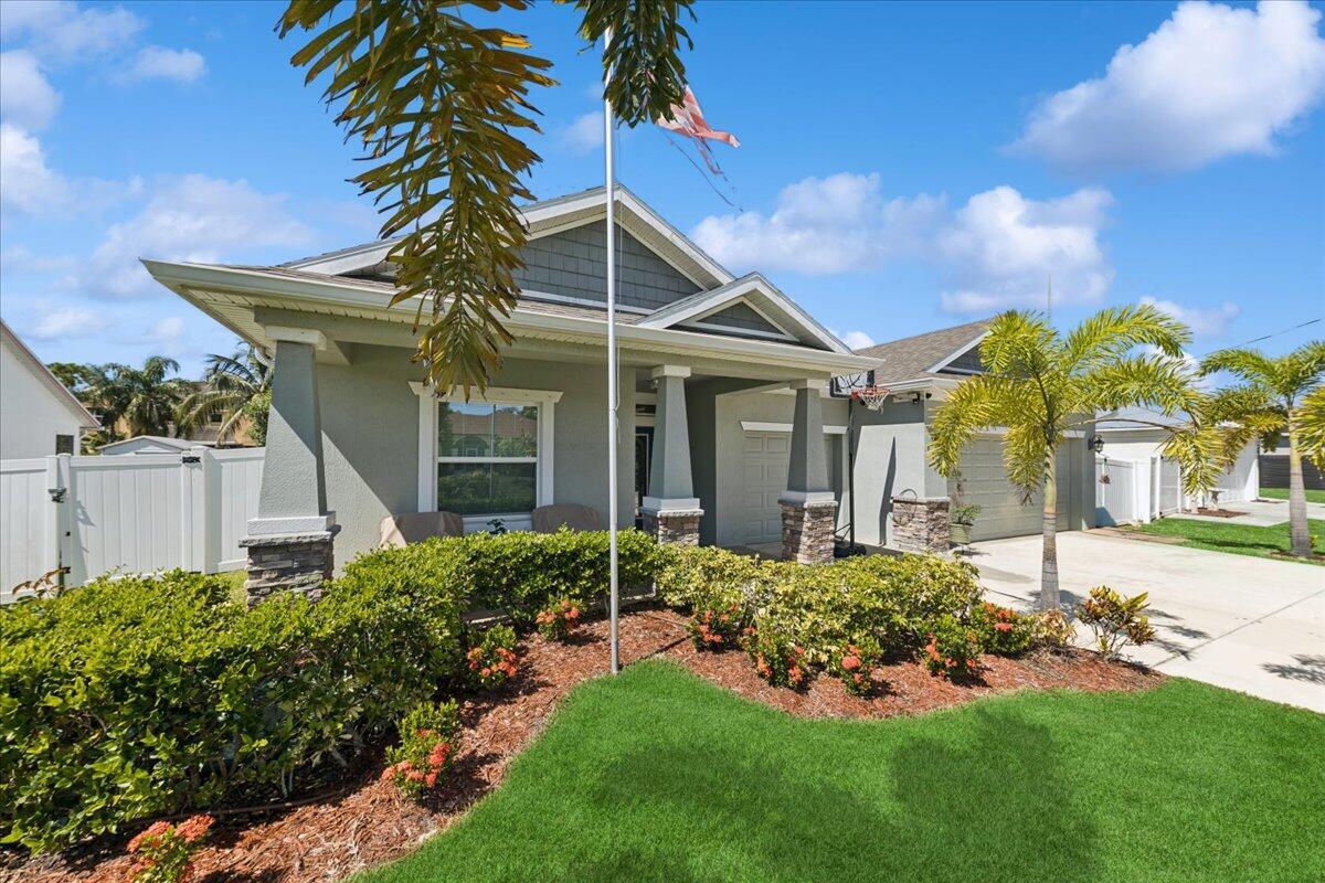 Homes for sale in Port St Lucie, FL | 343 Se Fisk Road, Port St Lucie, FL 34984 | MLS# R11119277