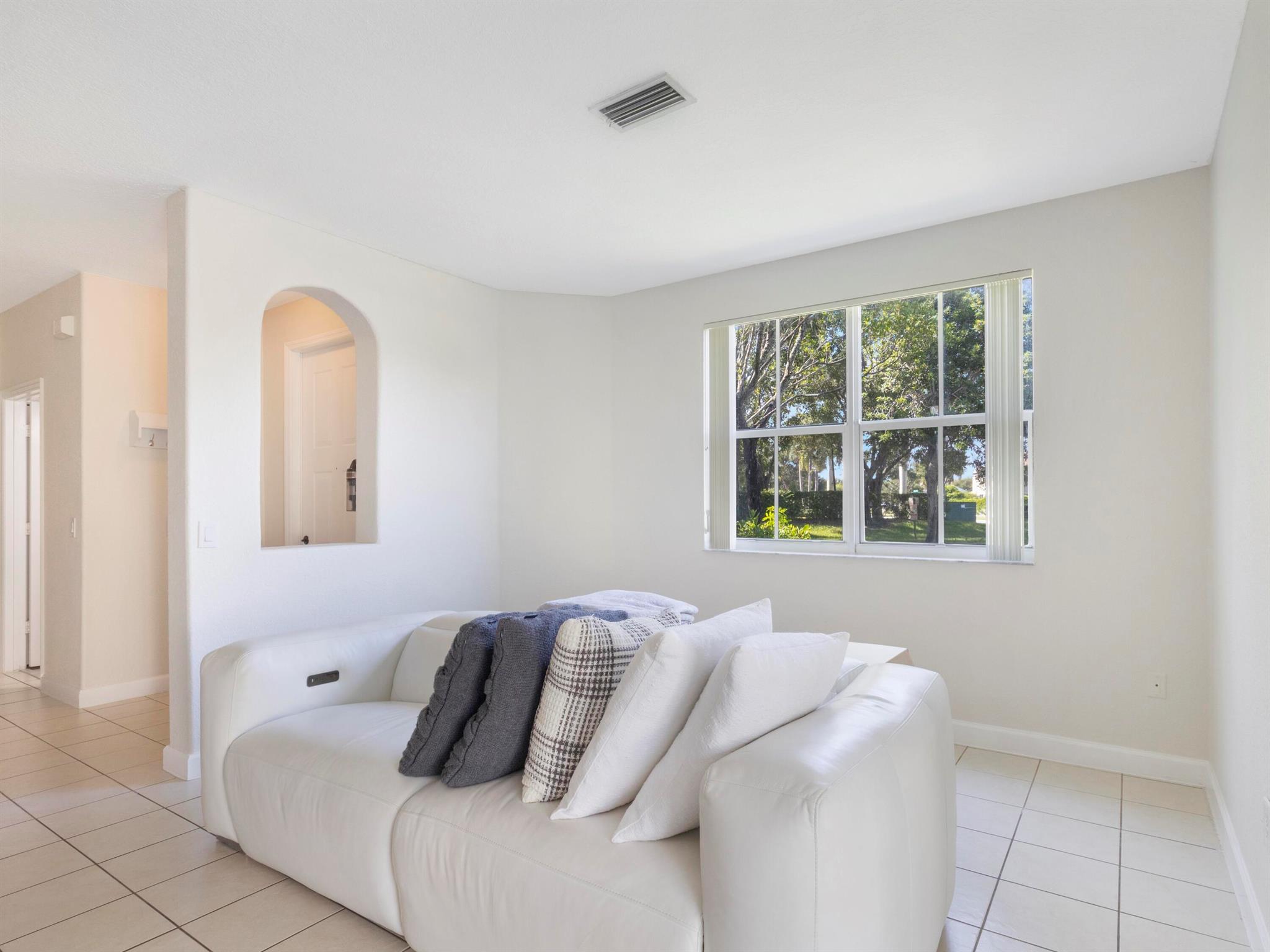 Homes for sale in Royal Palm Beach, FL | 2278 Shoma Dr, Royal Palm Beach, FL 33414 | MLS# R11119280