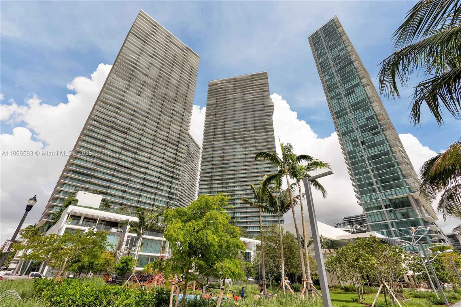 3131 NE 7 AVENUE #PH4902, Miami FL 33137