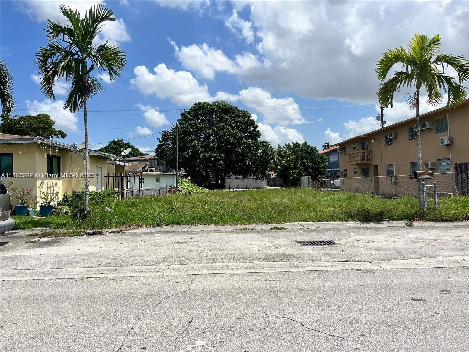 Homes for sale in Hialeah, FL | 65 W 7Th St, Hialeah, FL 33010 | MLS# A11865341